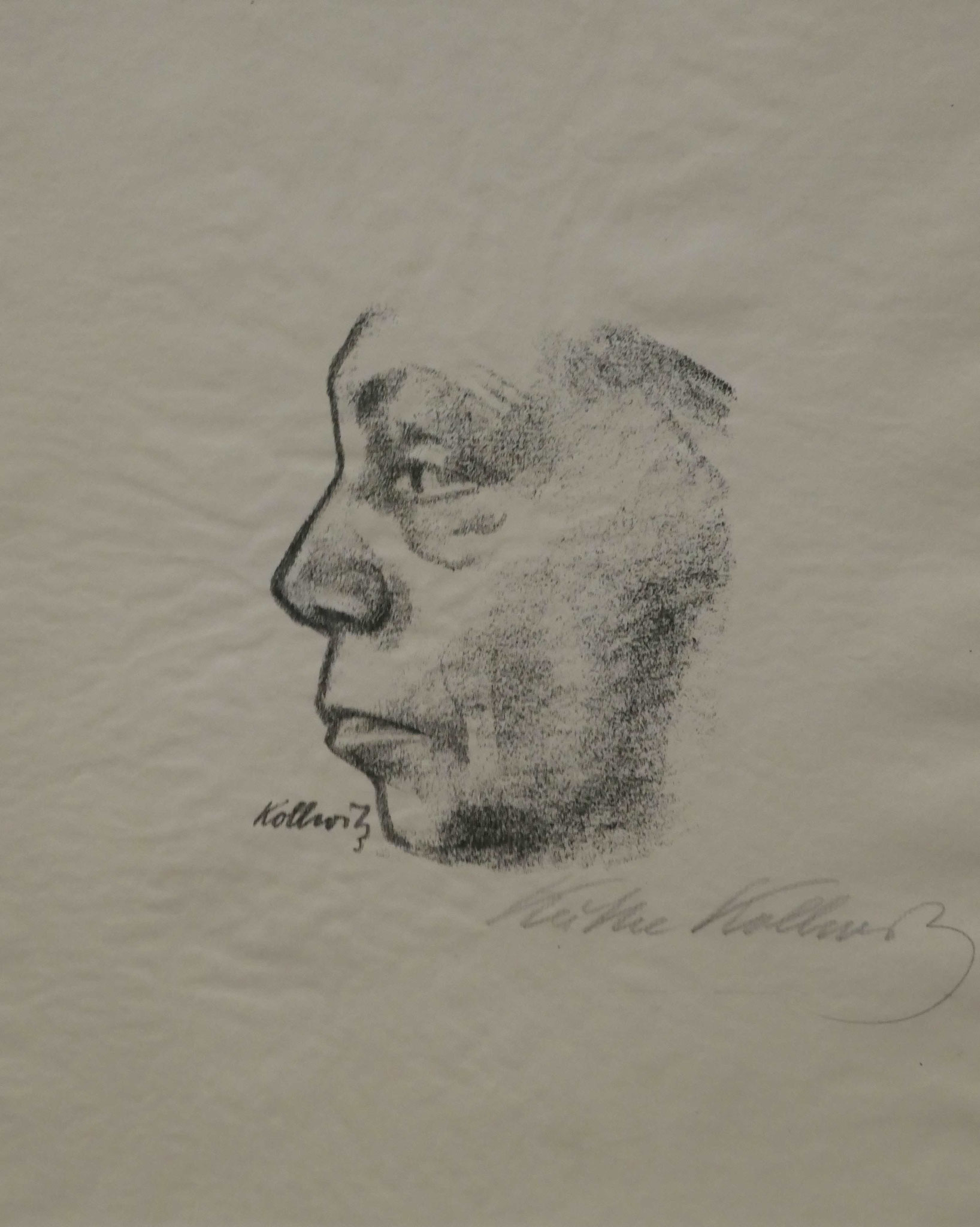 Käthe Kollwitz, Kleines Selbstbildnis nach links, Kreidelithografie, 1922, Käthe-Kollwitz-Museum, Berlin