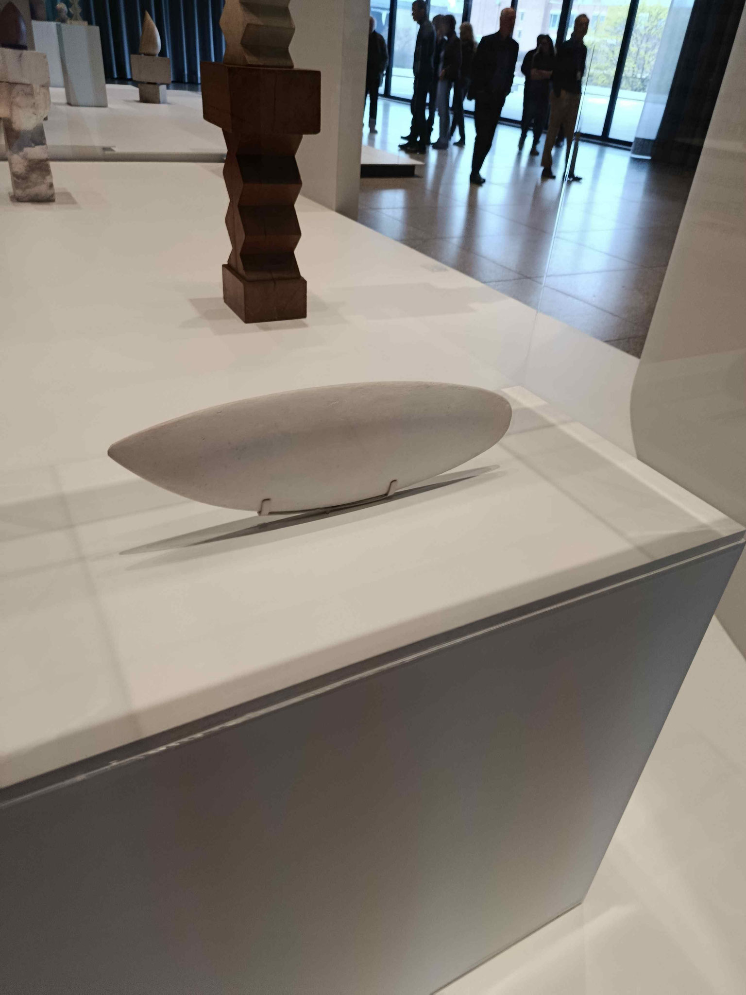 Constantin Brancusi, Fisch, Gips, 1924, Centre Pompidou, Paris