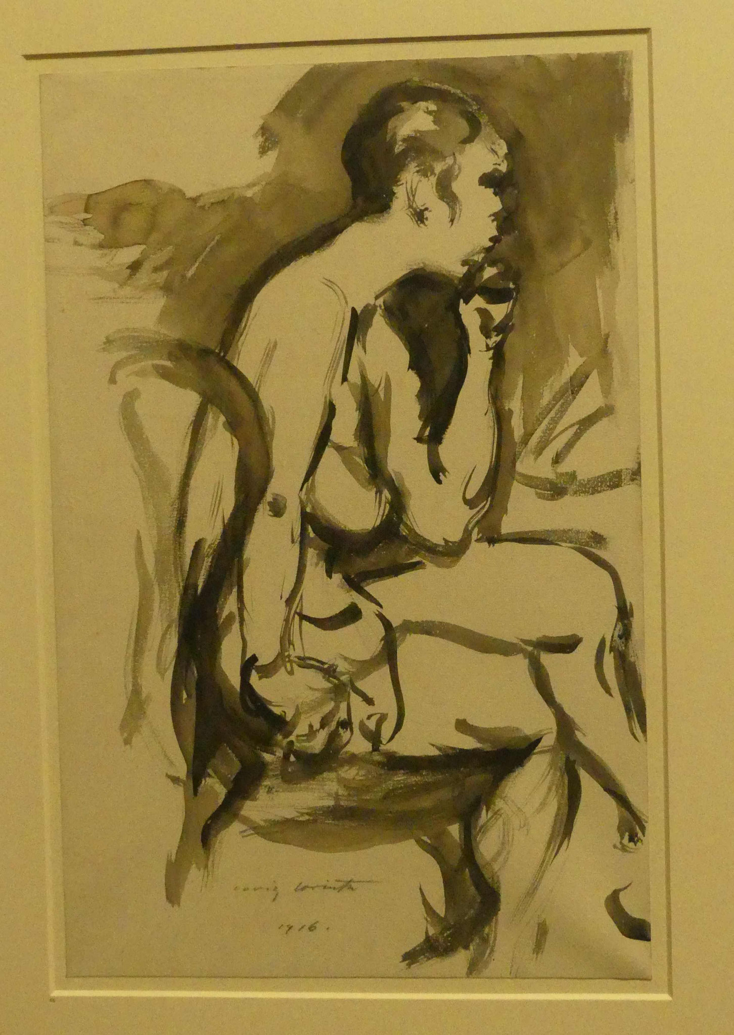 Lovis Corinth, Weiblicher sitzender Akt, von links, 1916, Pinsel in Schwarz, Nationalgalerie Berlin