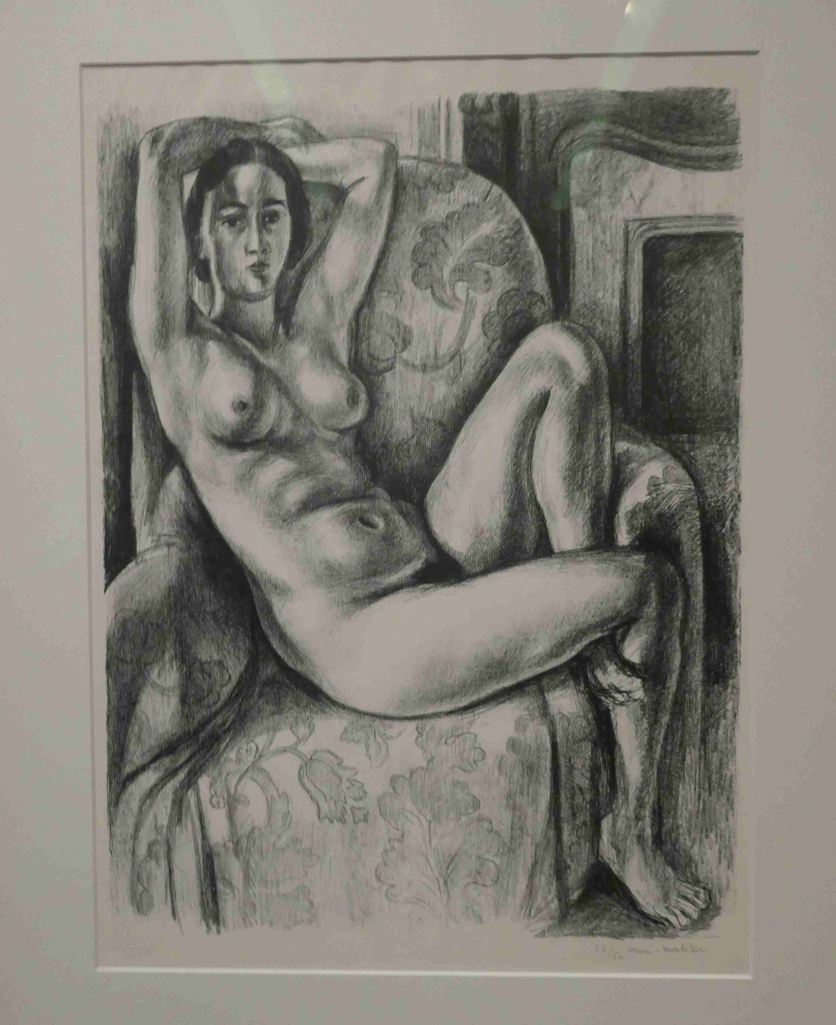 Henri Matisse, Akt mit blauem Kissen neben einem Kamin, Lithografie, 1925,The Scharf Collection