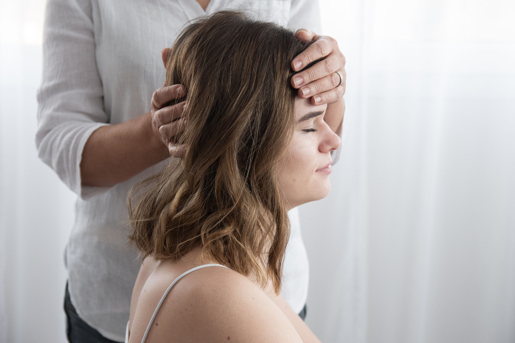 Craniosacral Therapie - Handposition am Kopf