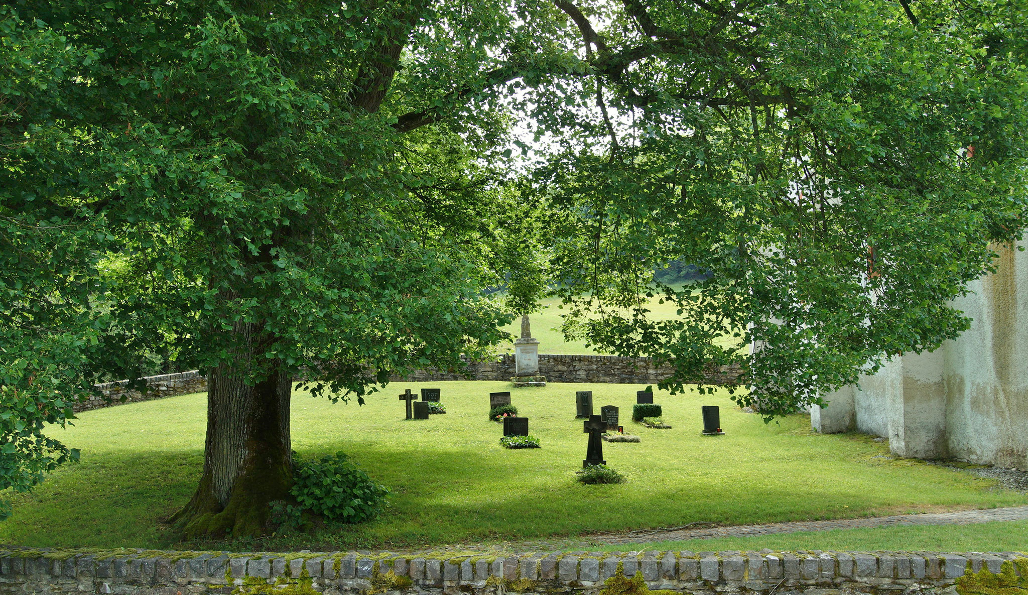 Der kleine Friedhof