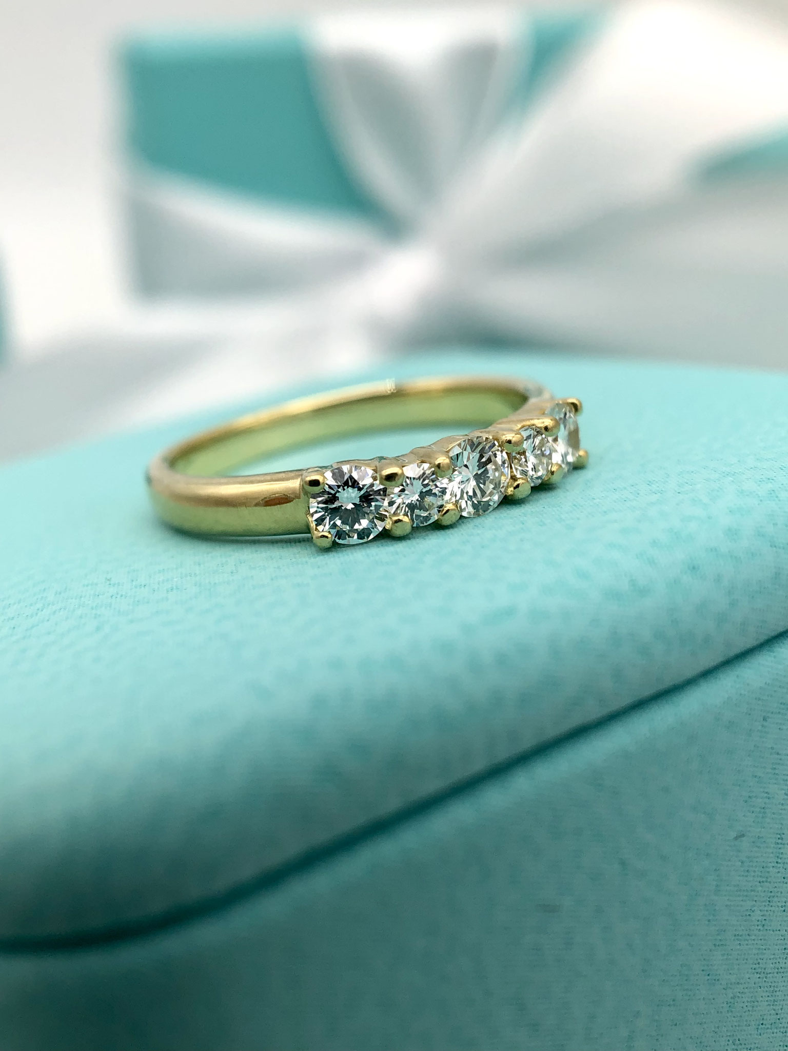 Tiffany&Co. Vintage Ring mit 5 Diamanten / Jubel Ring