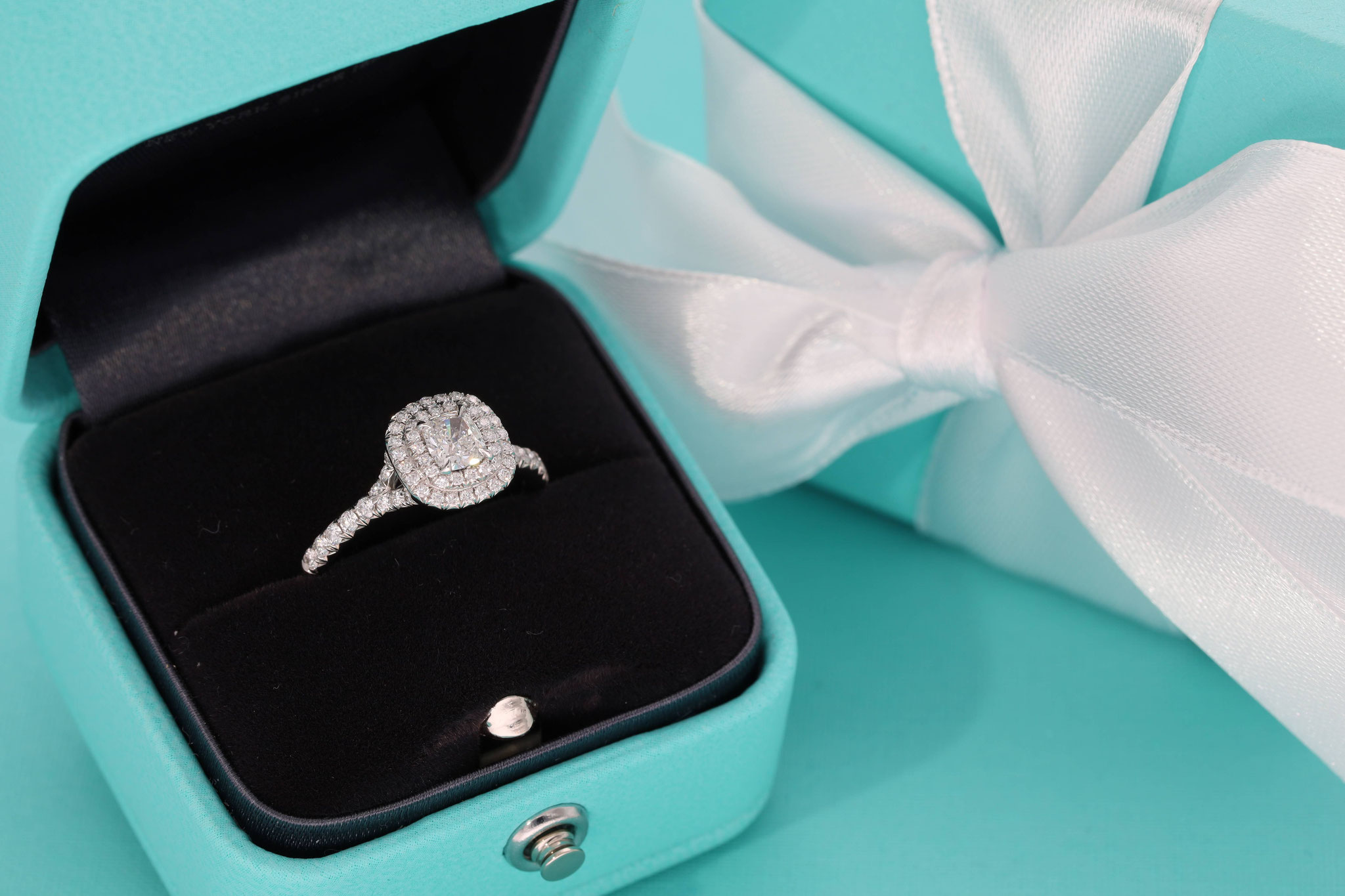 Tiffany&Co. Soleste Verlobungsring / Jubel Ring