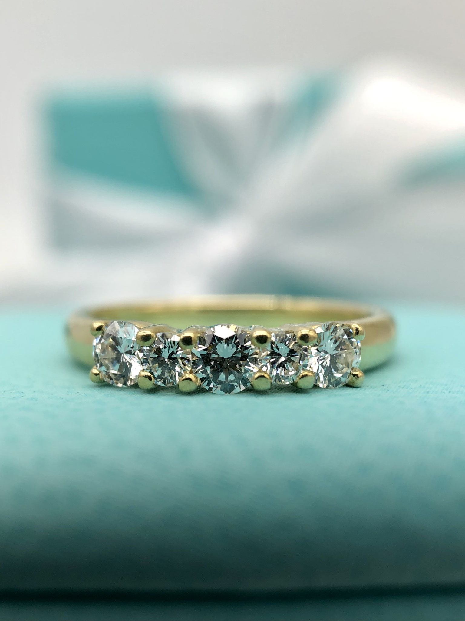 Tiffany&Co. Vintage Ring mit 5 Diamanten / Jubel Ring