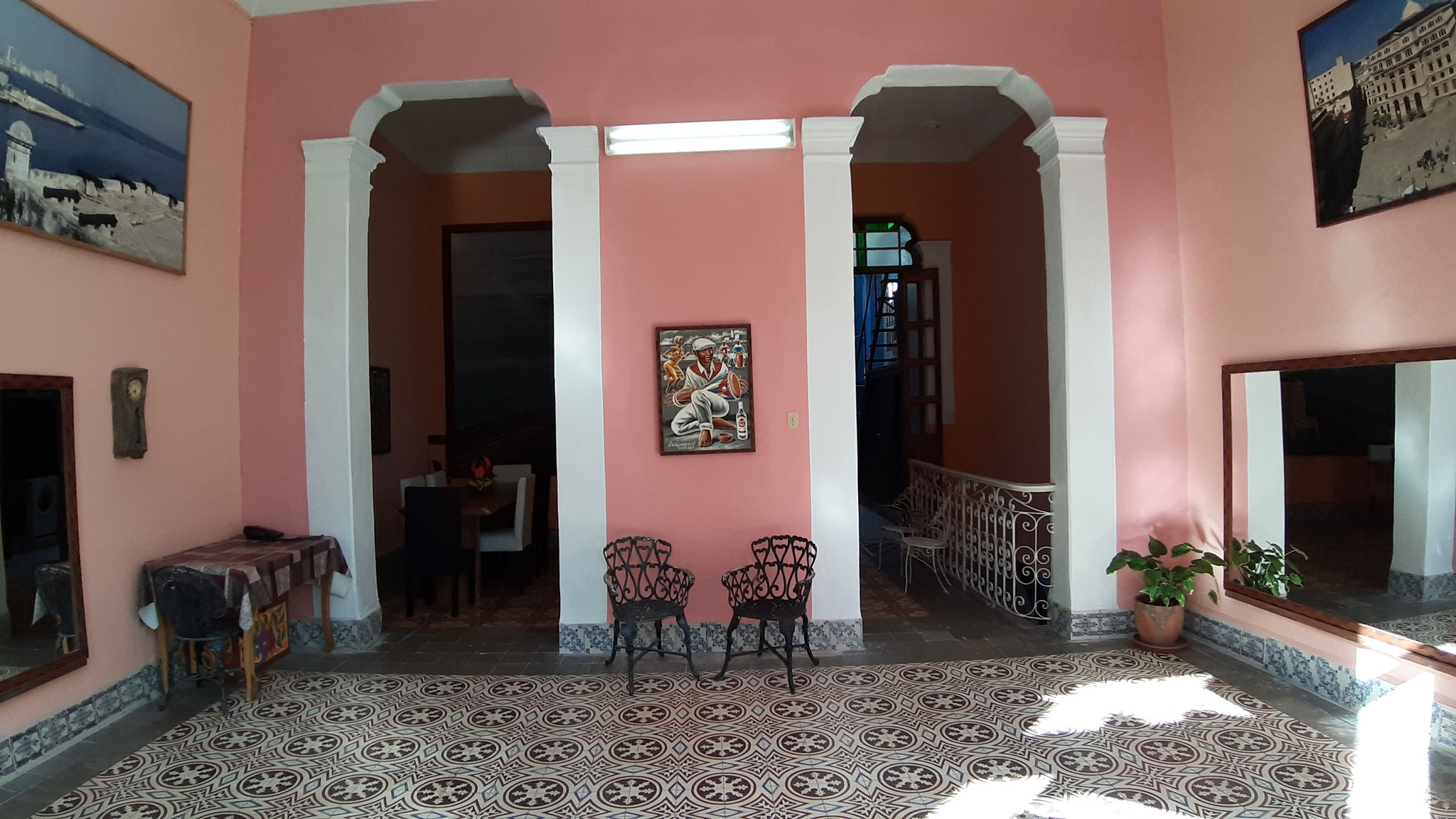 Dance room of dance school Salsa con Clase