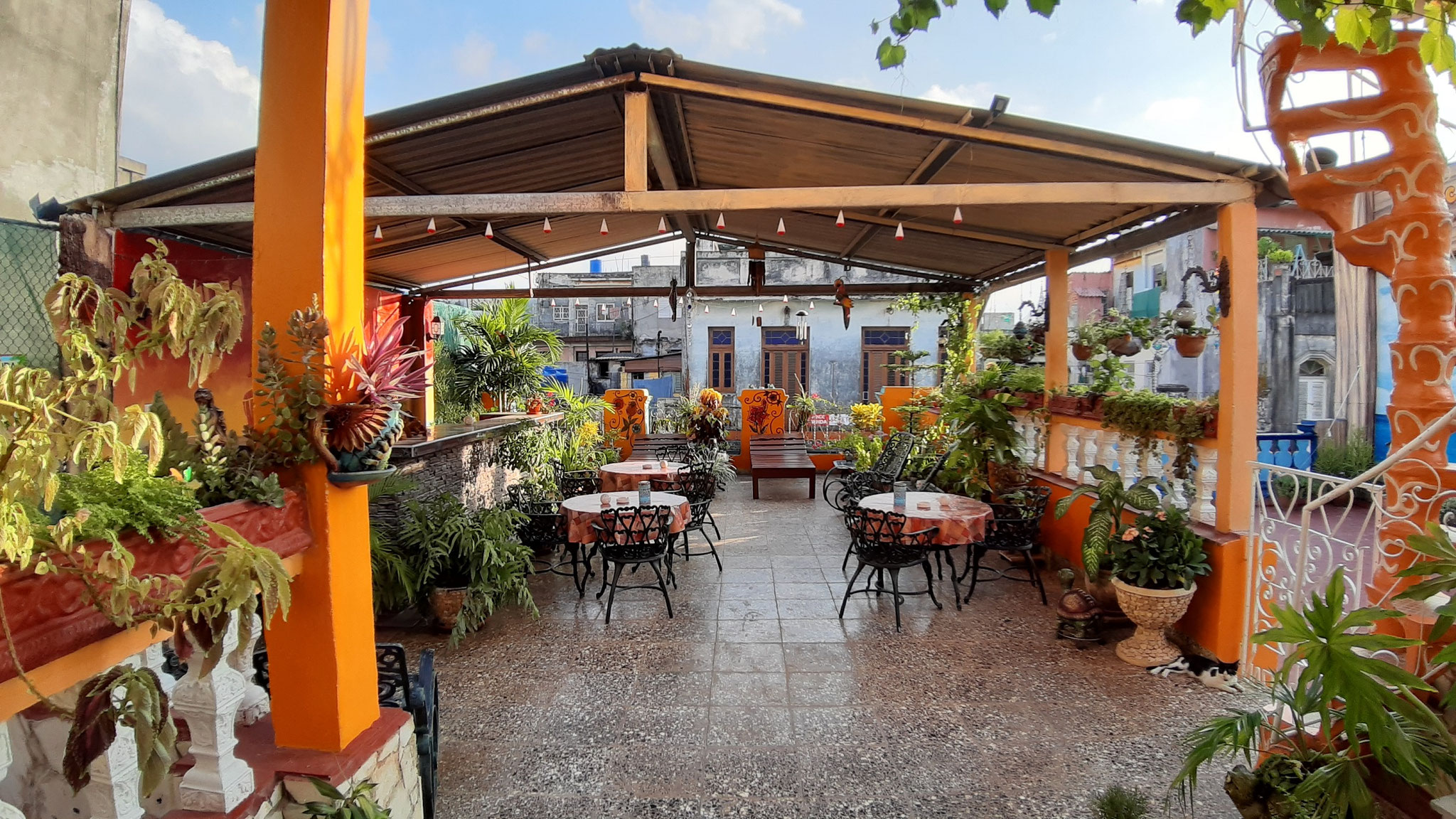 Terrace of Casa Sol y Salsa with view to street