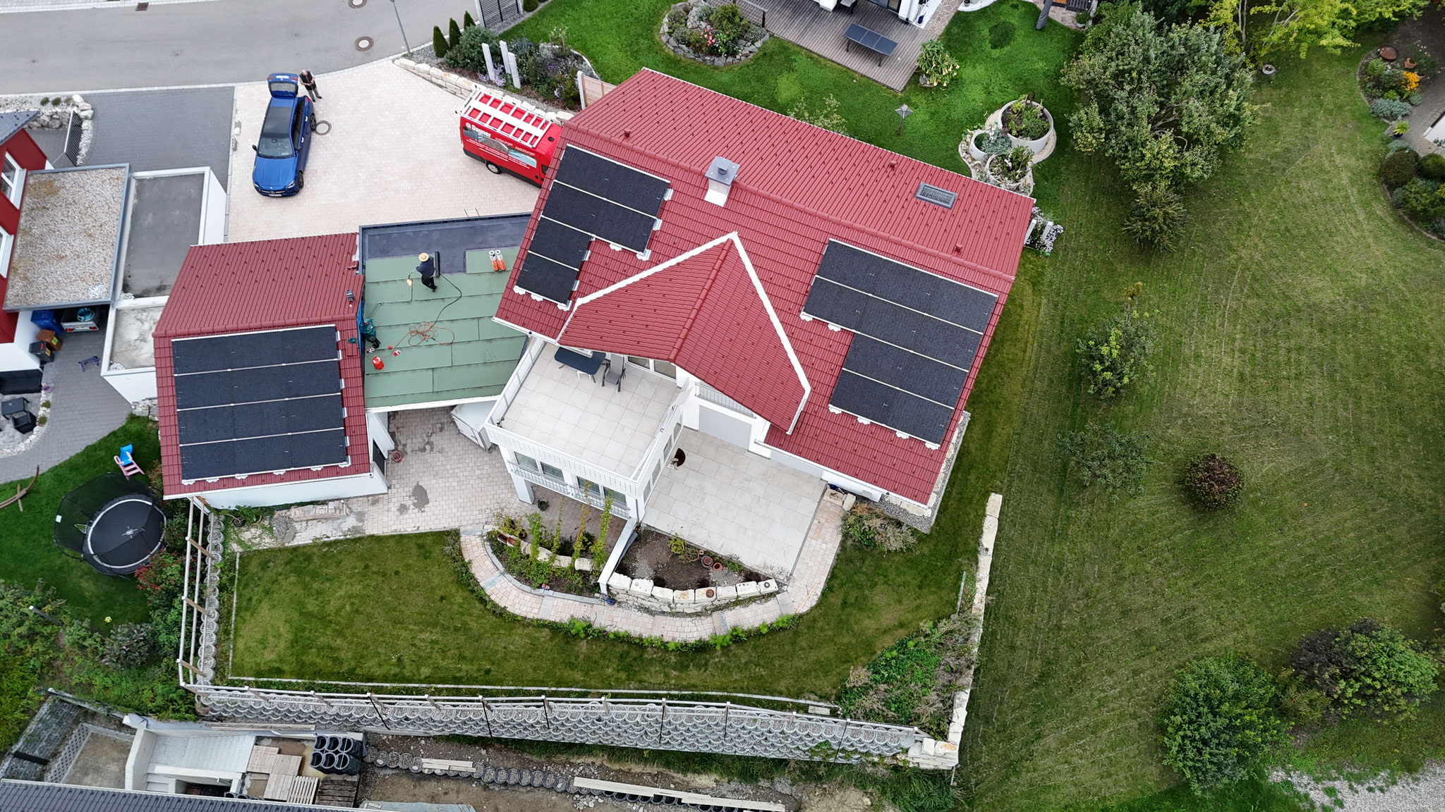 BV: Haldenwang Schlüsselfertiges EFH mit Doppelgarage und Carport