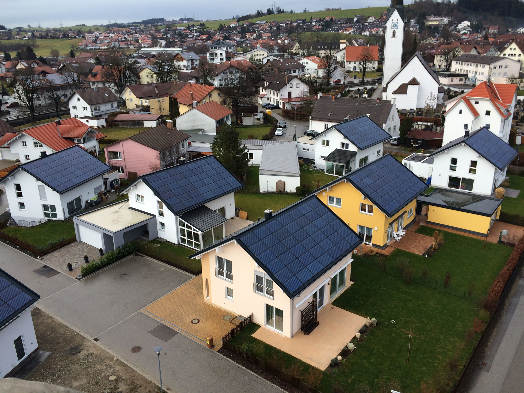 BV: Baugebiet Durach Häuser mit Indach-Photovoltaik