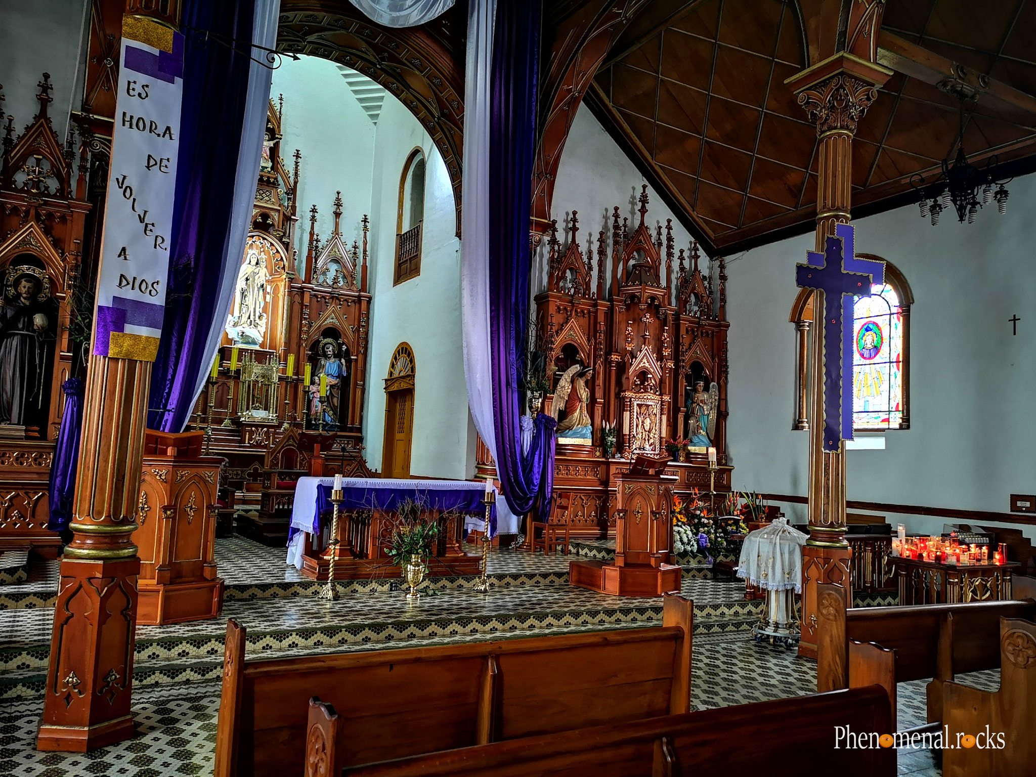 Guatape, Antioquia - Kirche