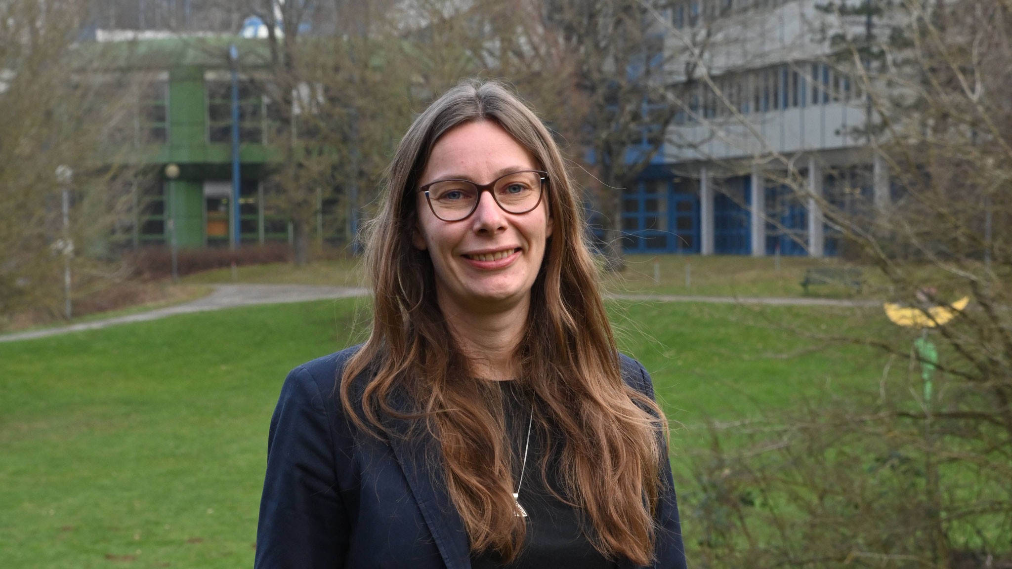 Dr. Christin Hansen