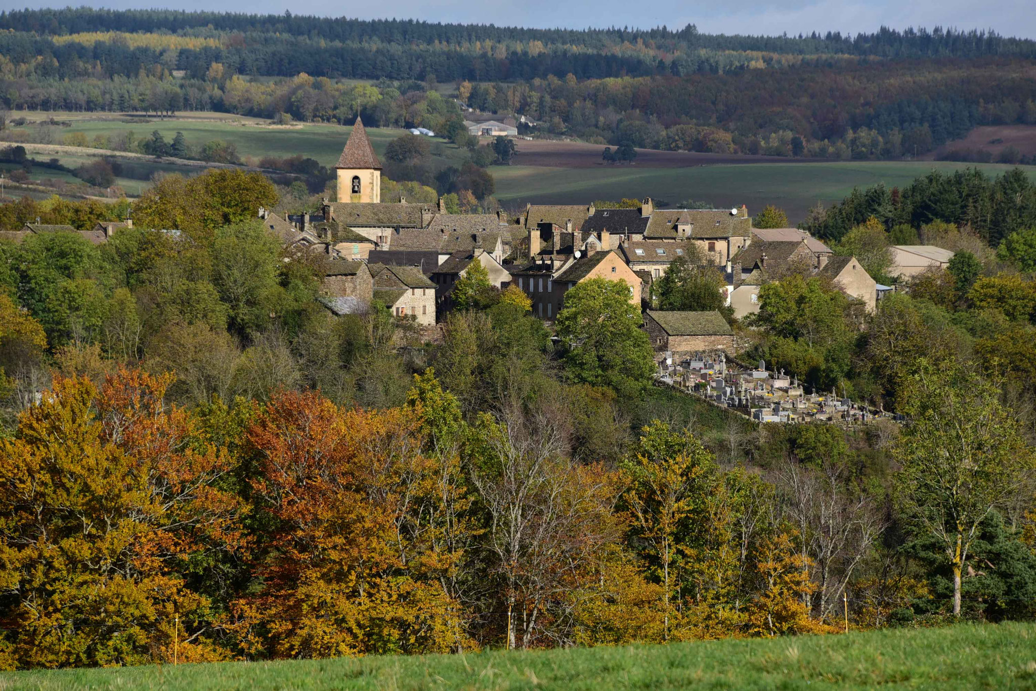 zoom sur le village de Servières