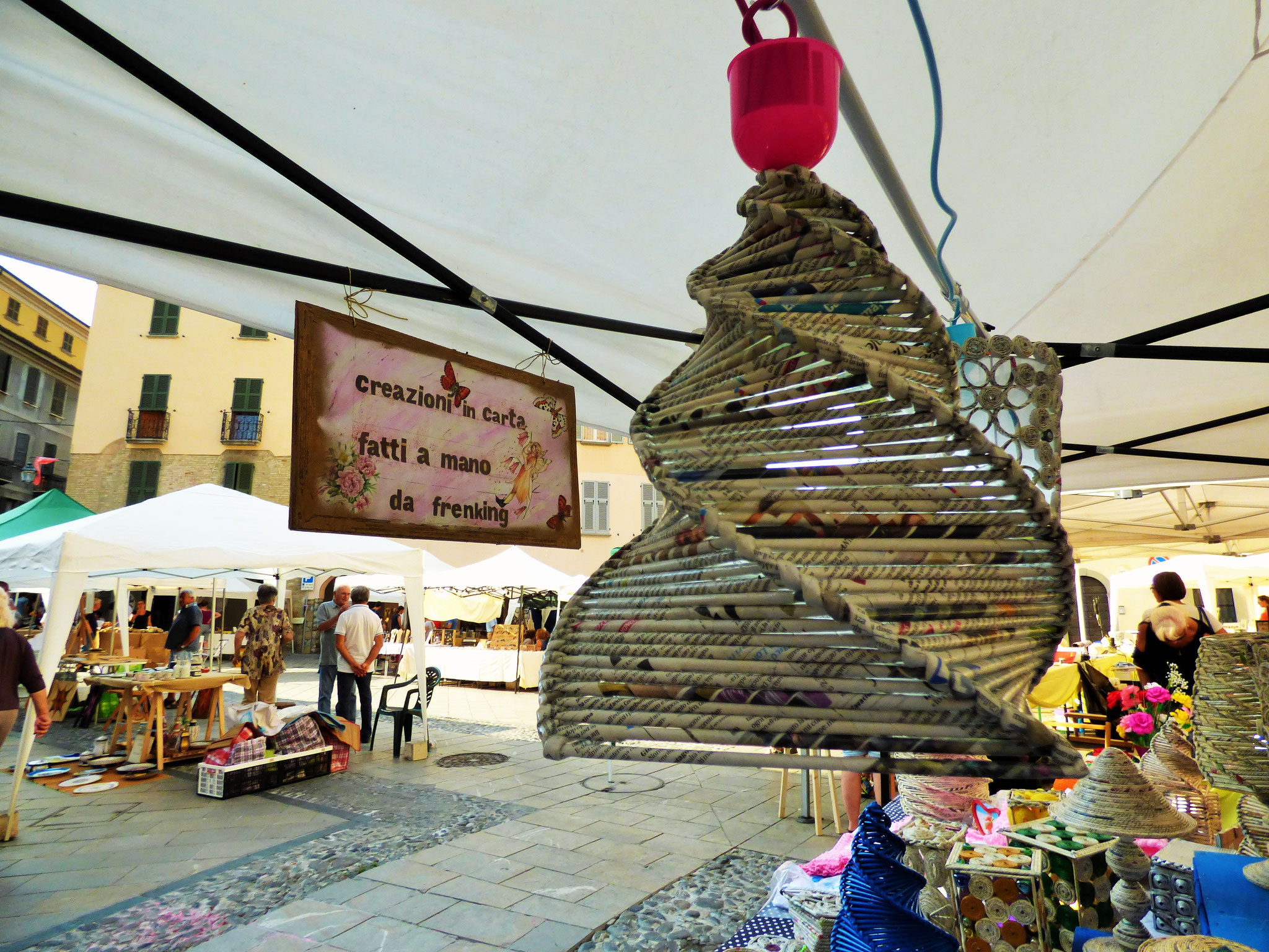 Bobbio 16 agosto  ArTre in piazza con Laboratori creativi  e mercatino artigianale