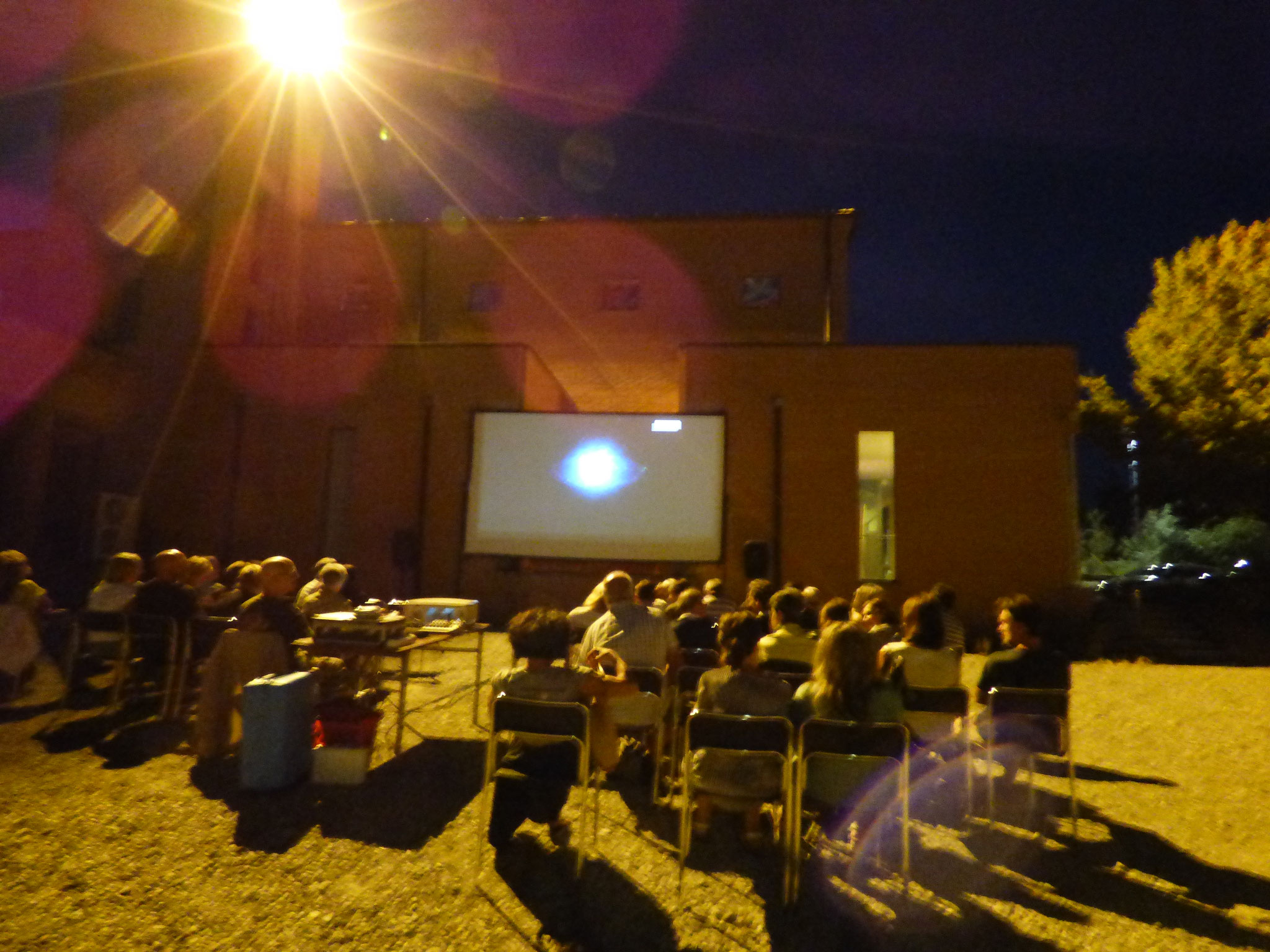   Niviano cinema sotto le stelle estate 2023 IL CONCORSO Niviano - giovedì 17 agosto: ore 21:15 circa