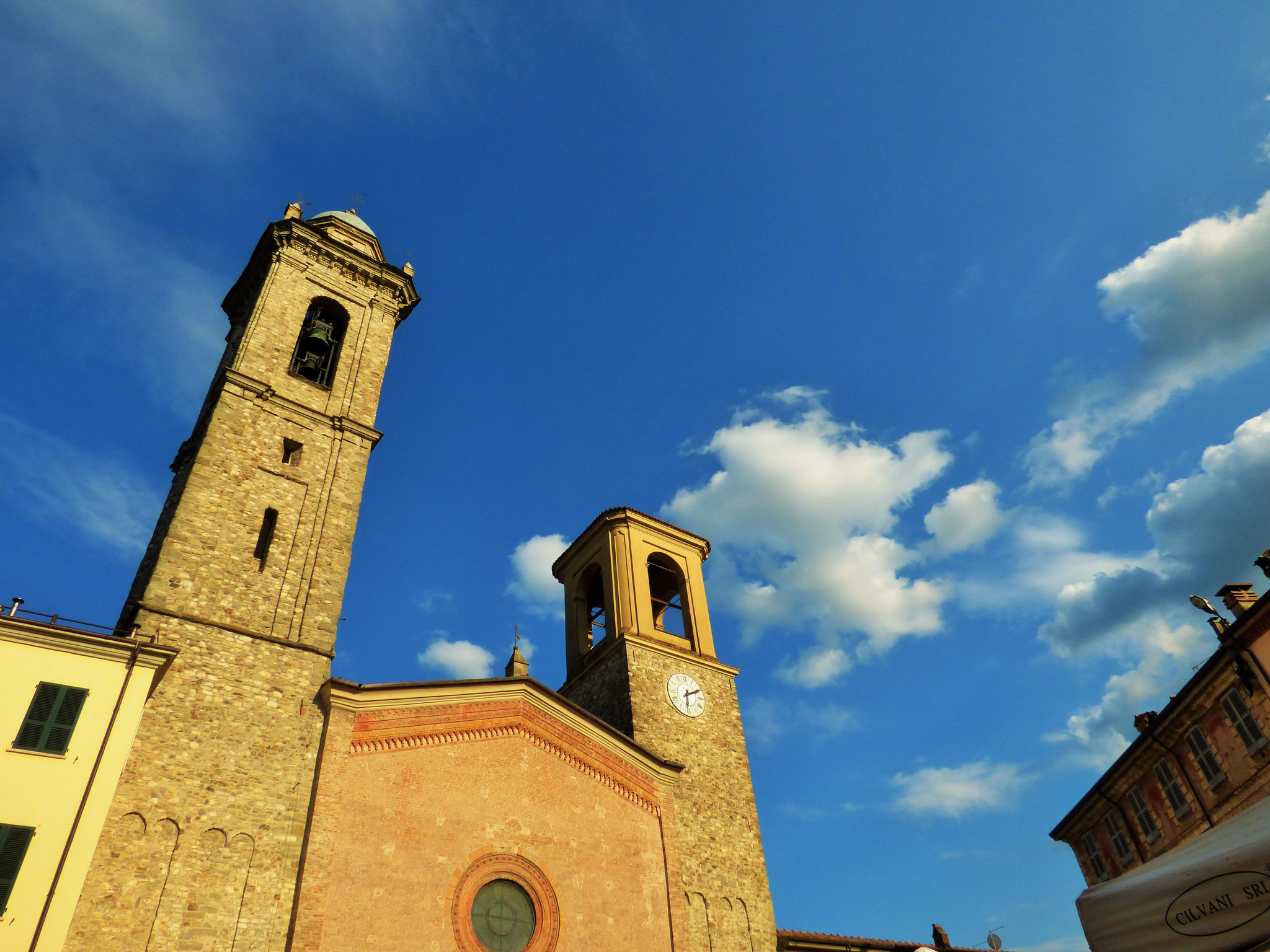 Bobbio 16 agosto  ArTre in piazza con Laboratori creativi  e mercatino artigianale