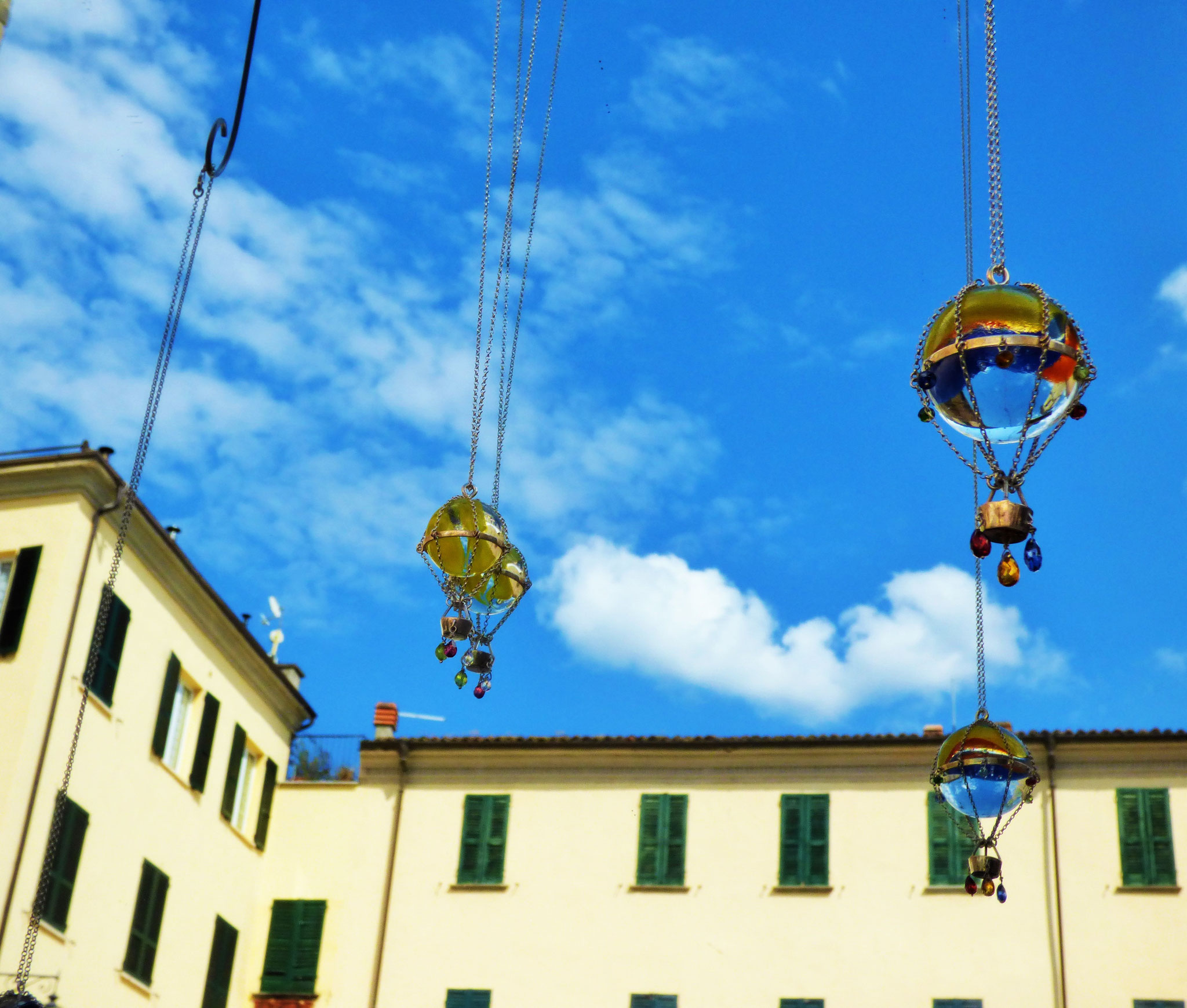 Bobbio 16 agosto  ArTre in piazza con Laboratori creativi  e mercatino artigianale