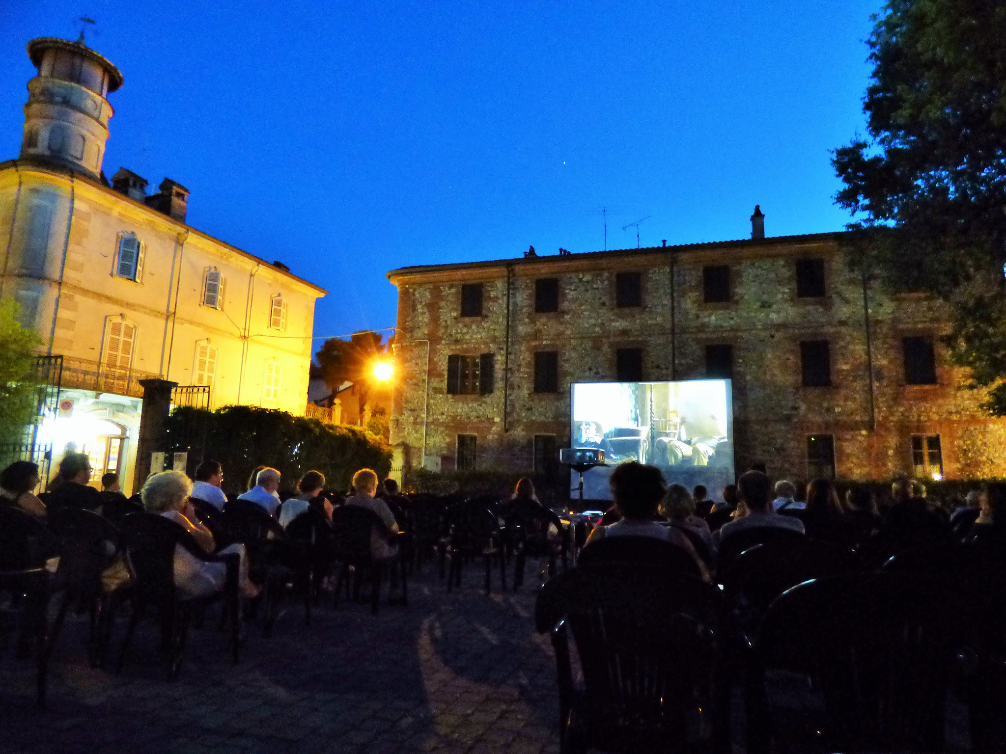 LA MAFIA UCCIDE SOLO D'ESTATE 6 luglio ore 21,30 (circa) ENTRATA GRATUITA giardino di via don Veneziani (dirimpetto Casa del Popolo)