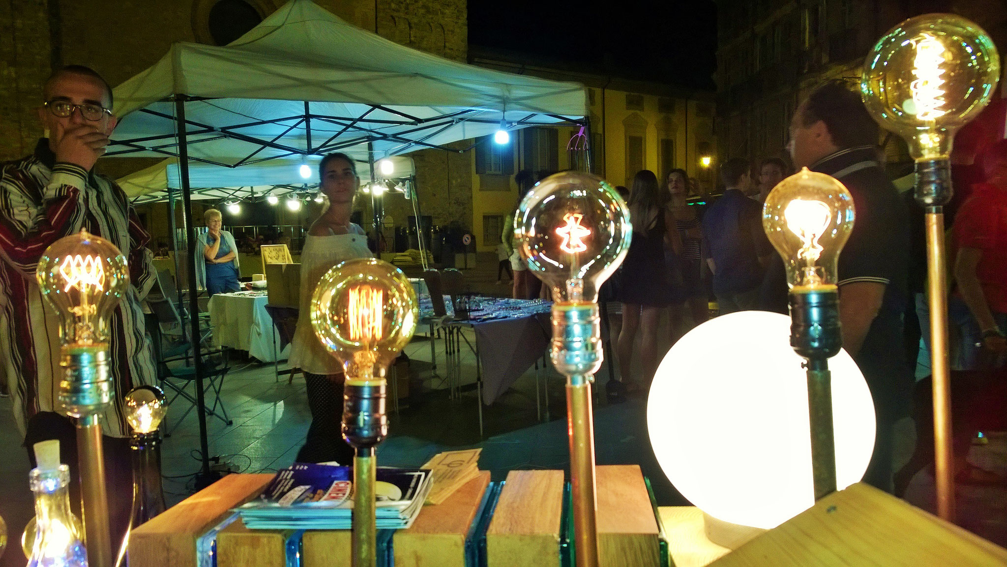 Bobbio 16 agosto  ArTre in piazza con Laboratori creativi  e mercatino artigianale