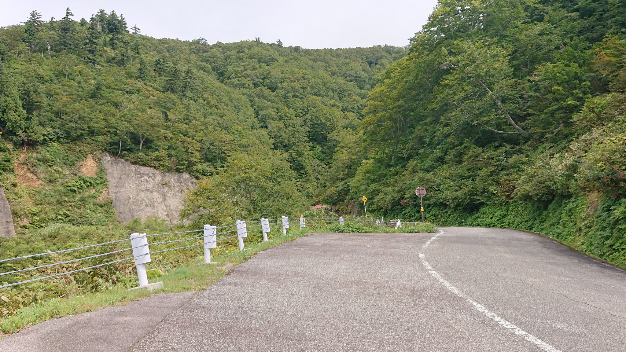 ■ 有峰林道。