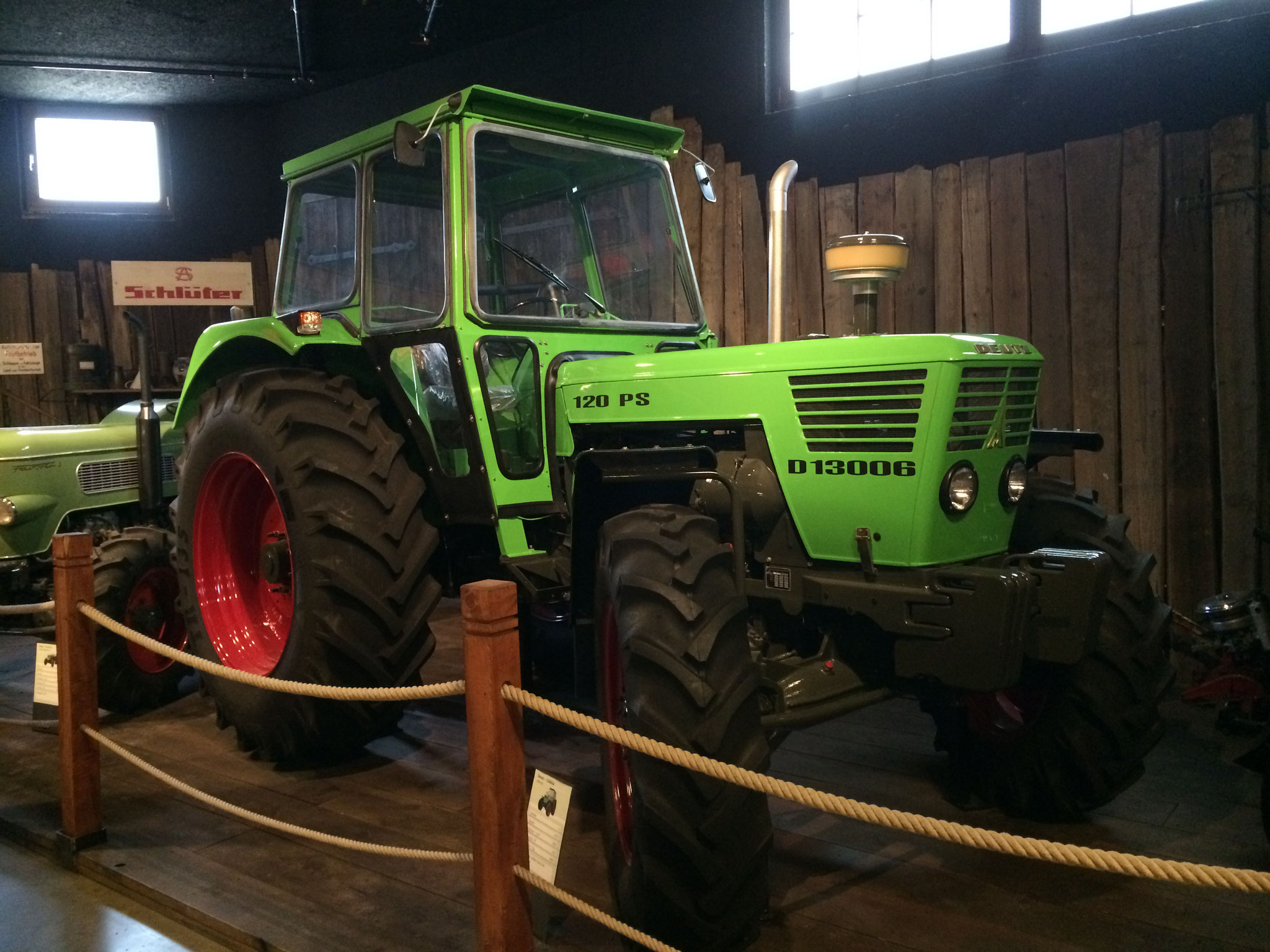 Auto & Traktor Museum