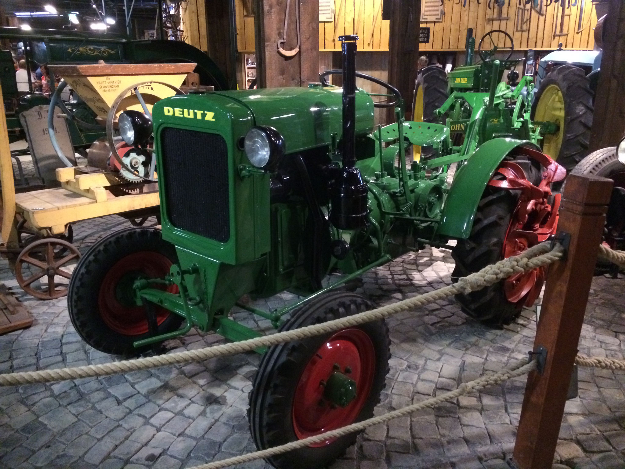 Auto & Traktor Museum