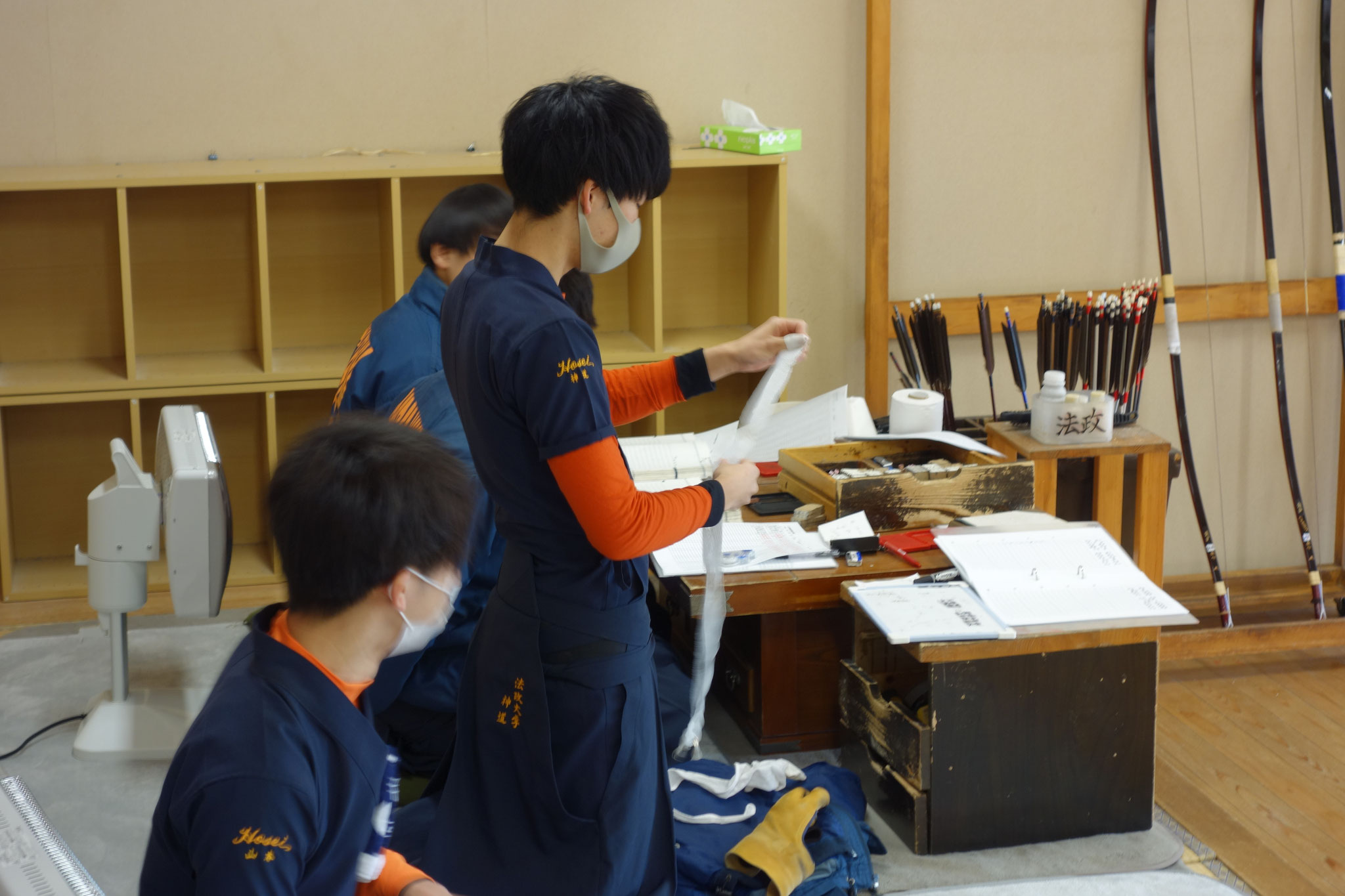 年度 冬季大掃除 法政大学 體育會 弓道部 Ob会 法弓会 年度 冬季大掃除 法政大学 體育會 弓道部 Ob会 法弓会