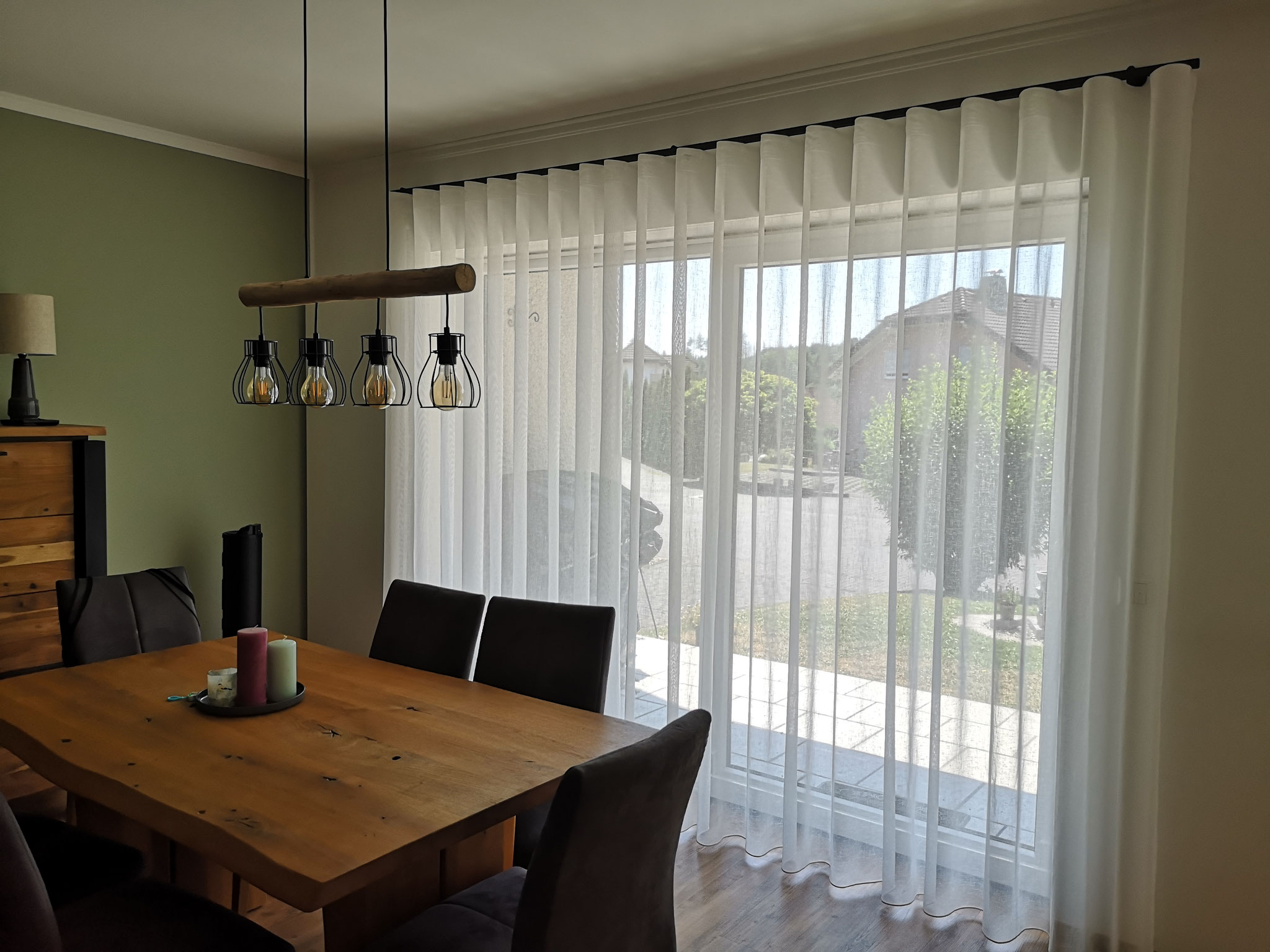 Wellenvorhang für junges Wohnen