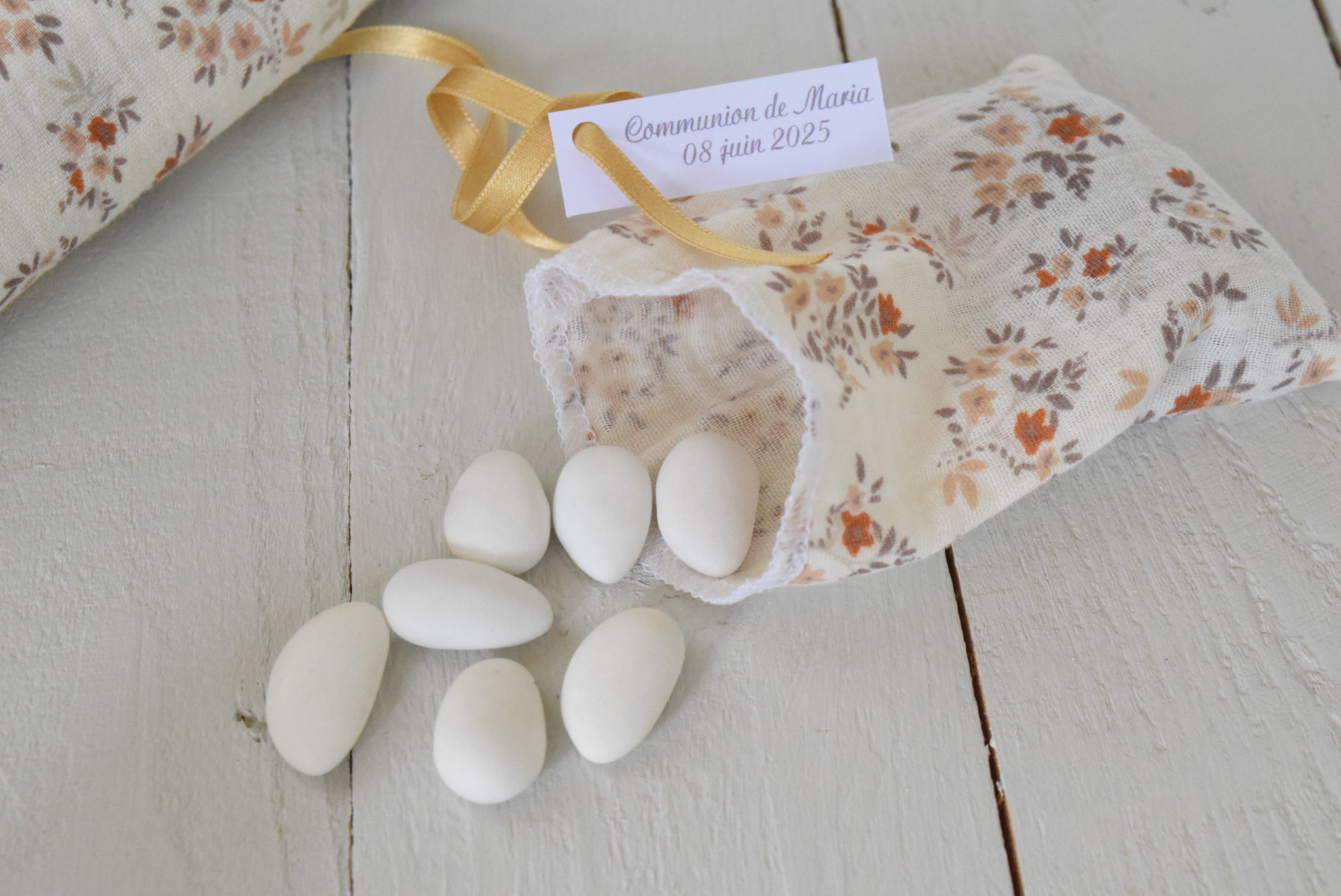 Pochon dragées baptême Automne Liberty double gaze mariage ou communion