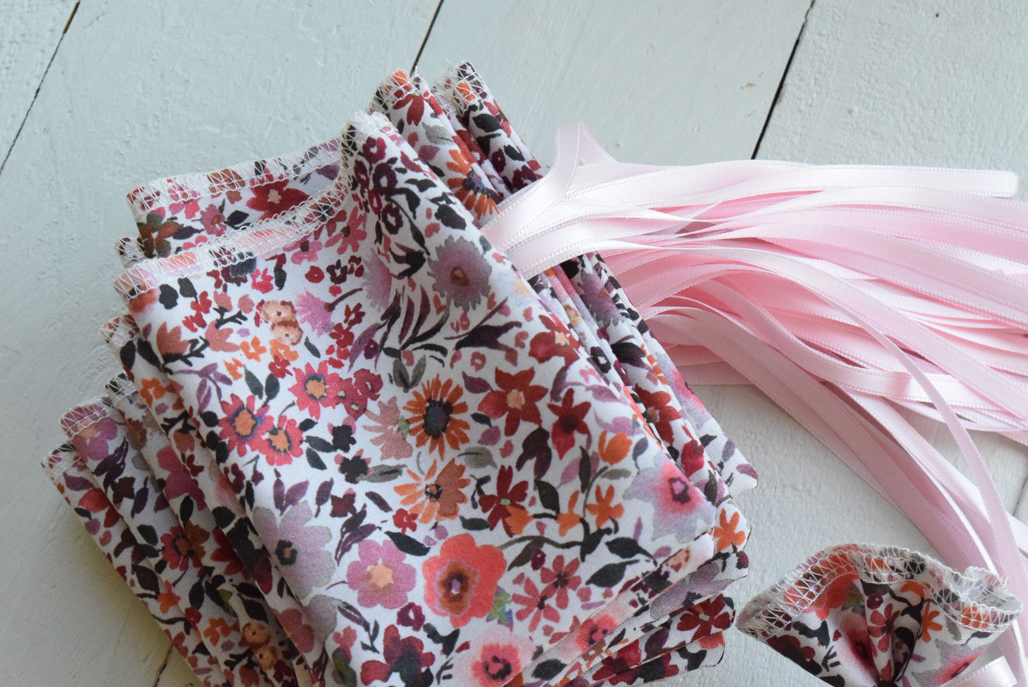 Lot de 30 sachets pour dragées tissu liberty fleuri terracota automne