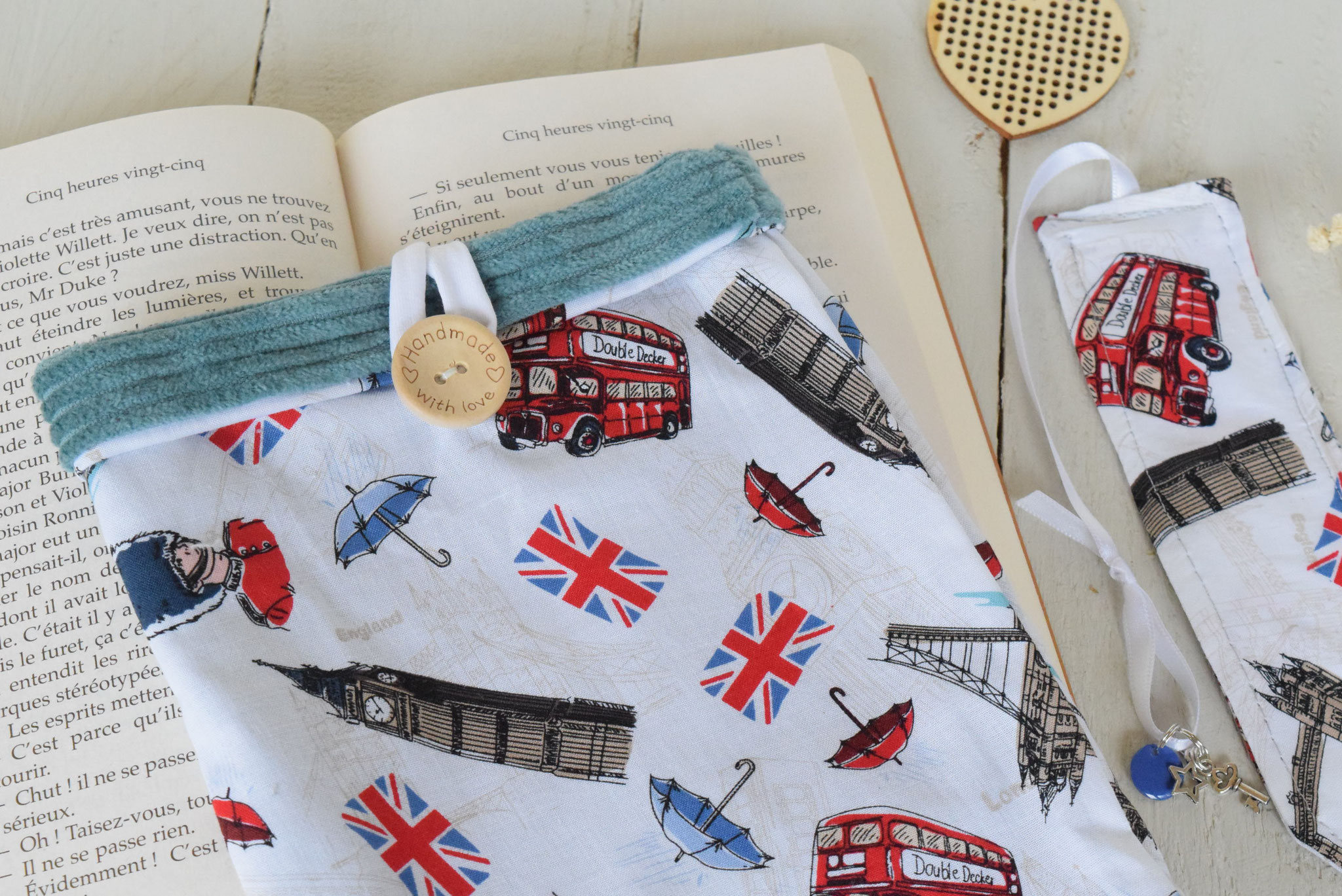 Housse London pour livre de poche fait-main à Toulouse