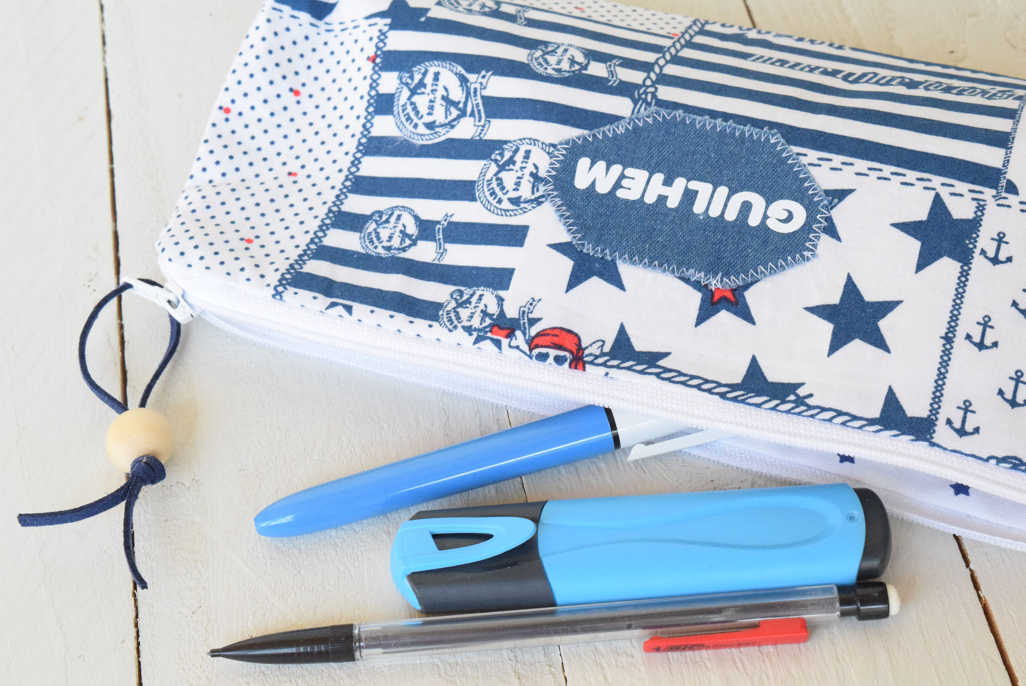 trousse scoalire prénom pirate pour garçon