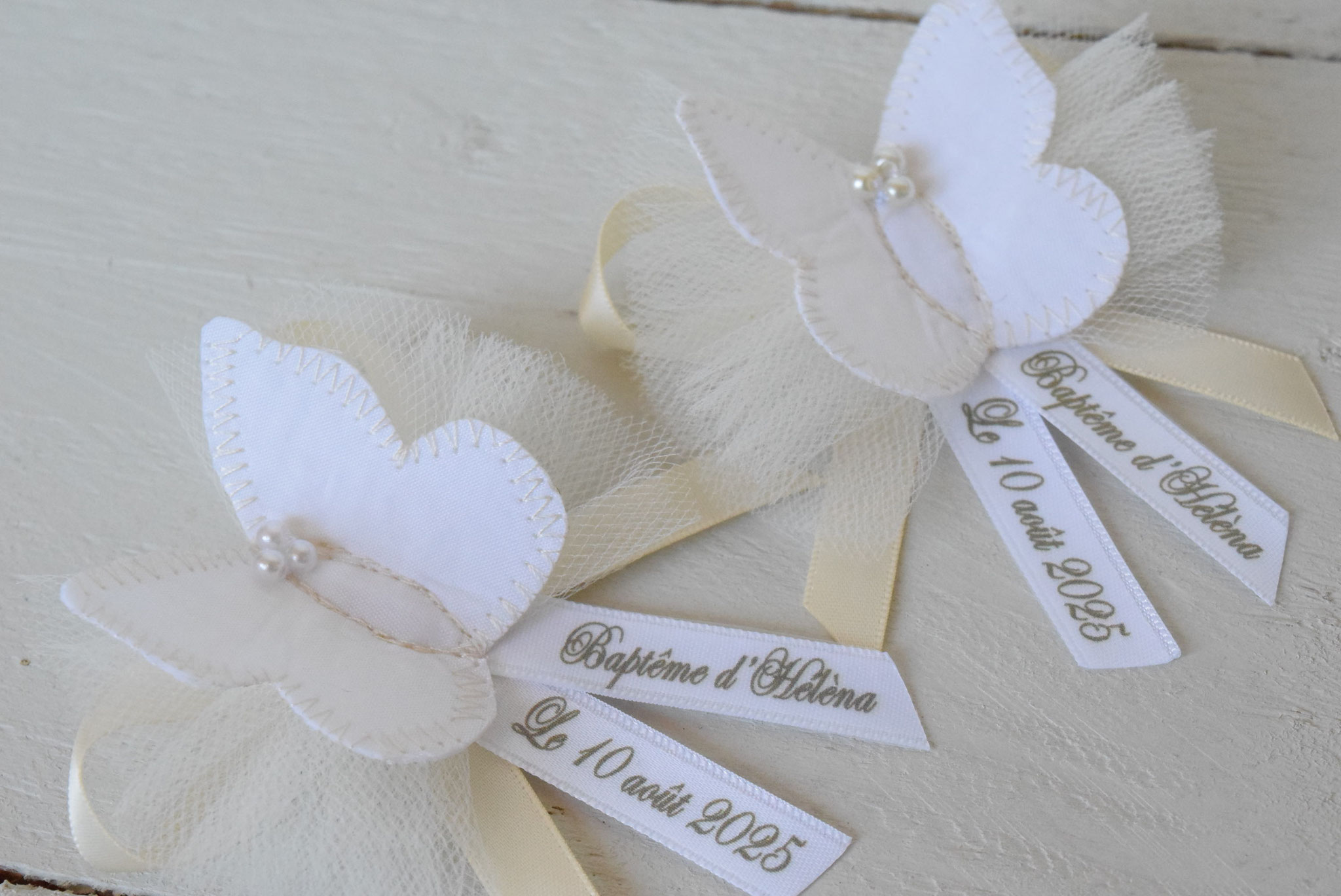 broche bapteme personnalisée