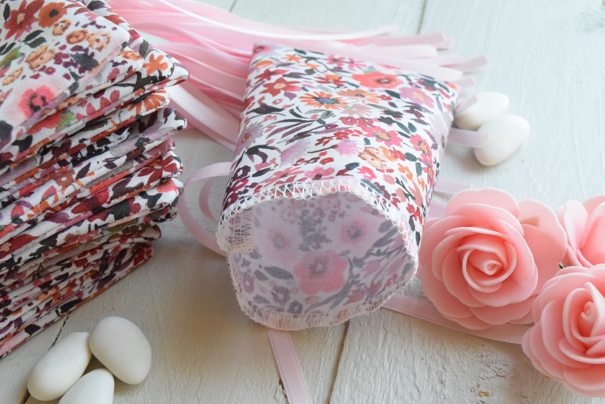Lot de 30 sachets pour dragées tissu liberty fleuri terracota automne
