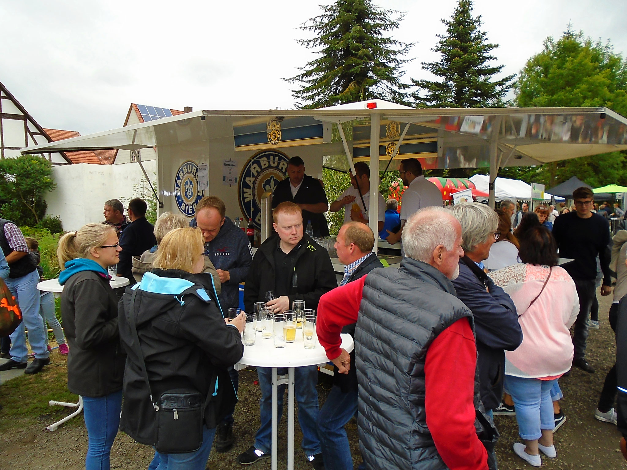 Bierpils darf natürlich auch nicht fehlen