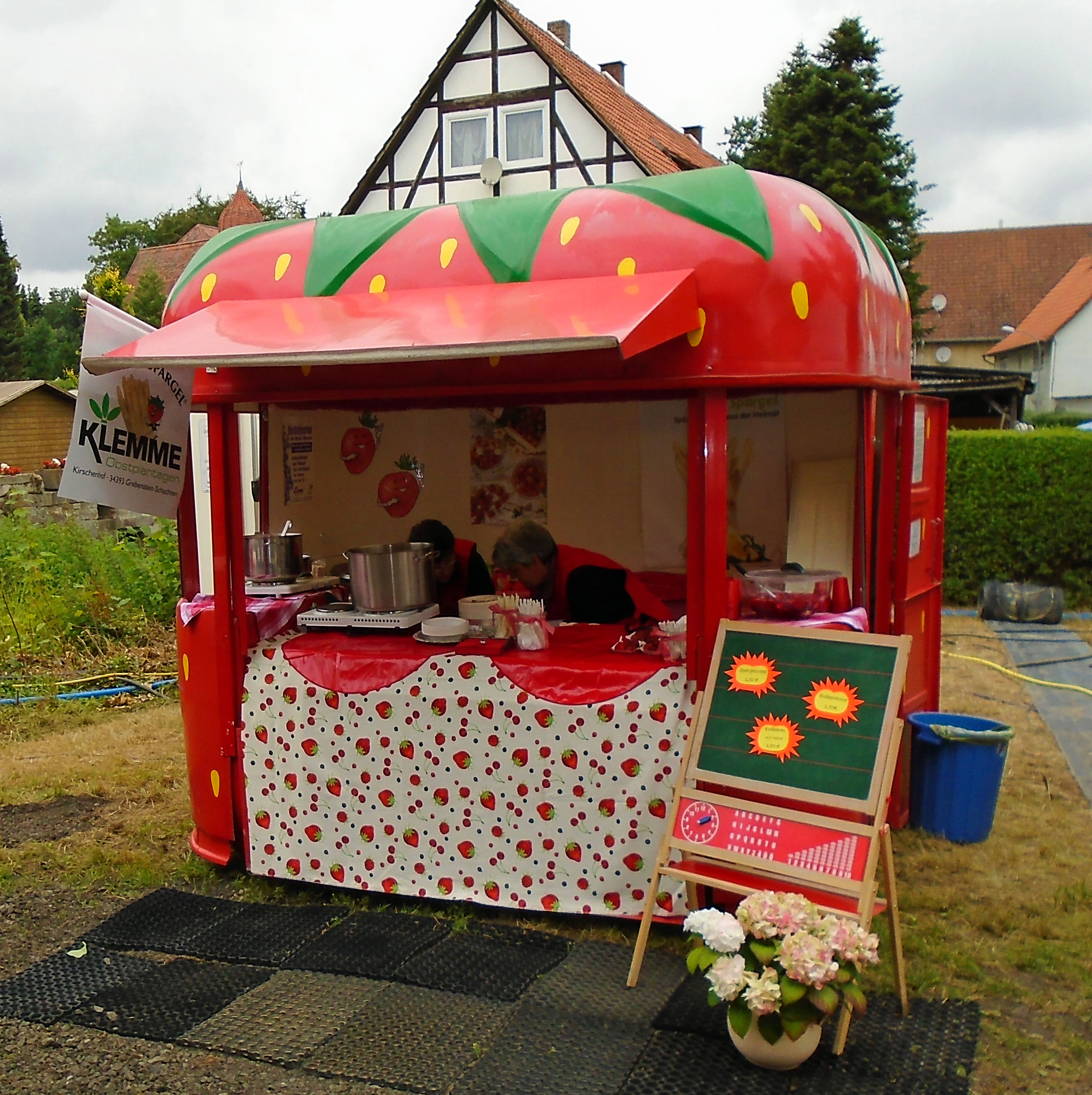 Spargelsuppe und Erdbeerbowle von Familie Klemme