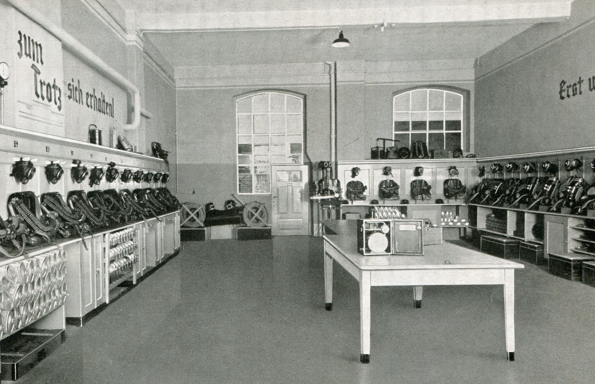 Hauptstelle Grubenrettungswesen in Waldenburg, Schleseien  1930