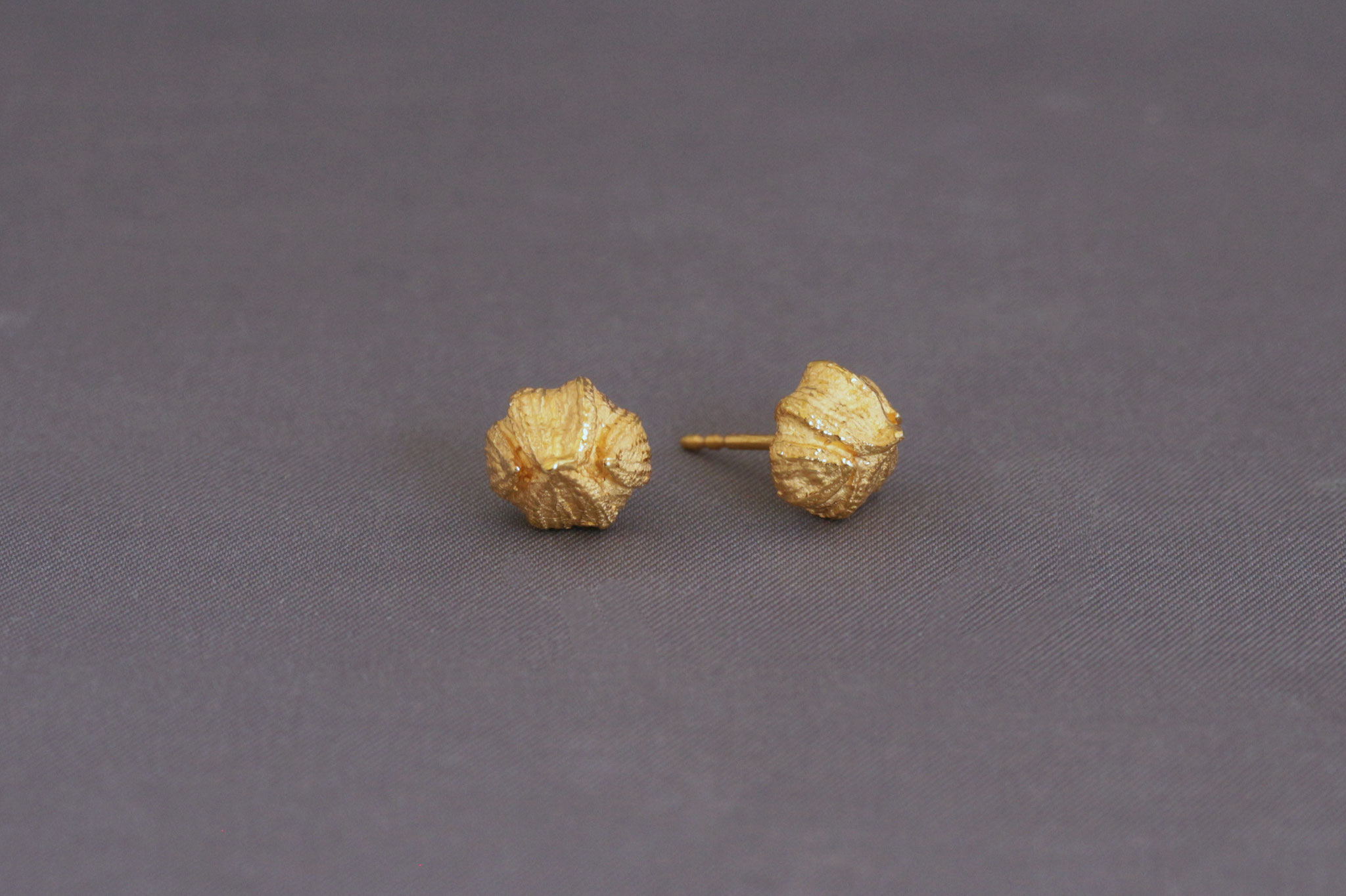 Ohrstecker Blütenknospe, Sterlingsilber, vergoldet (10µm)