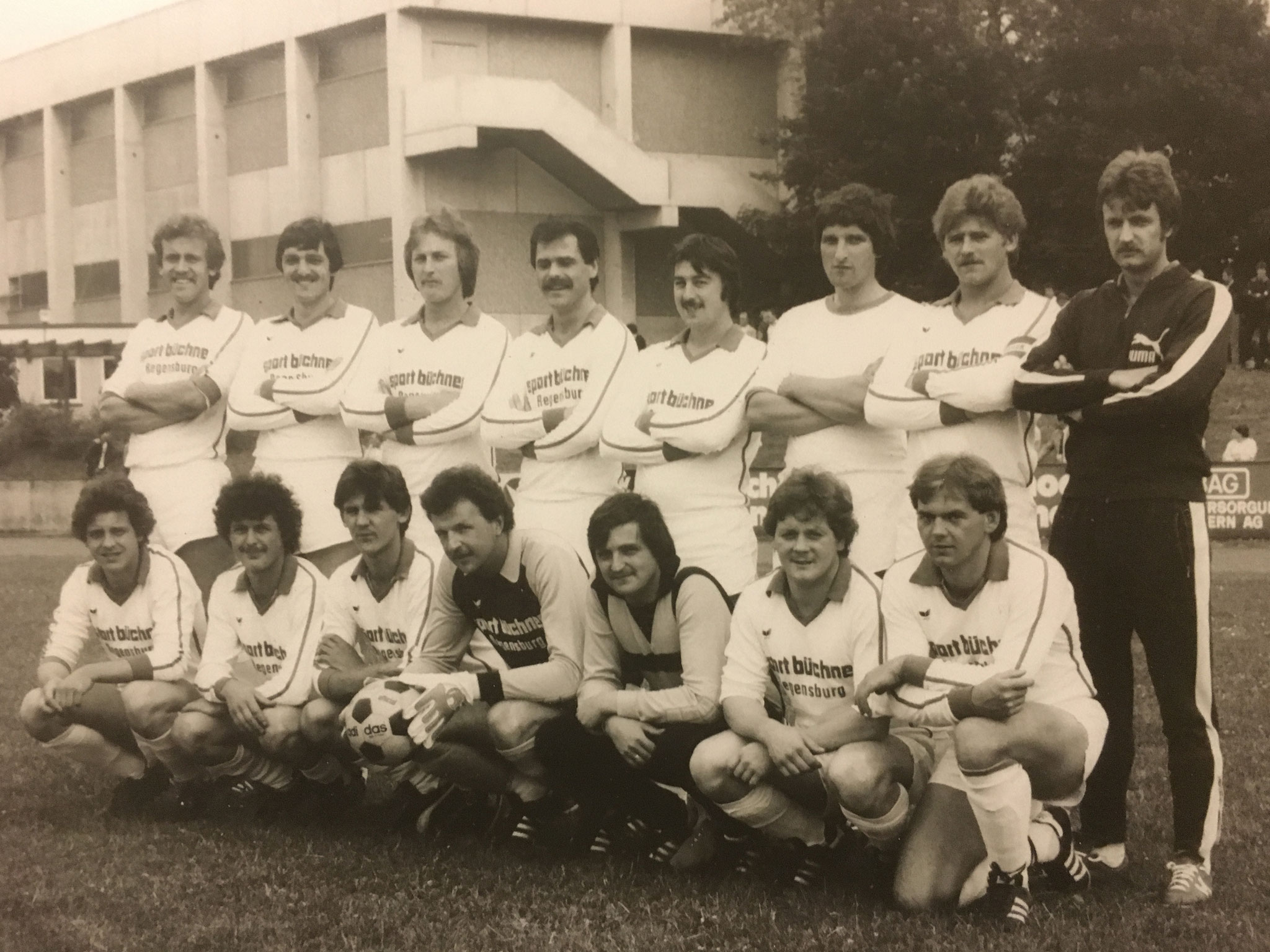 Die SpVgg Ziegetsdorf wird unter Trainer Karl-Heinz Bley Meister in der Saison 1979/80 