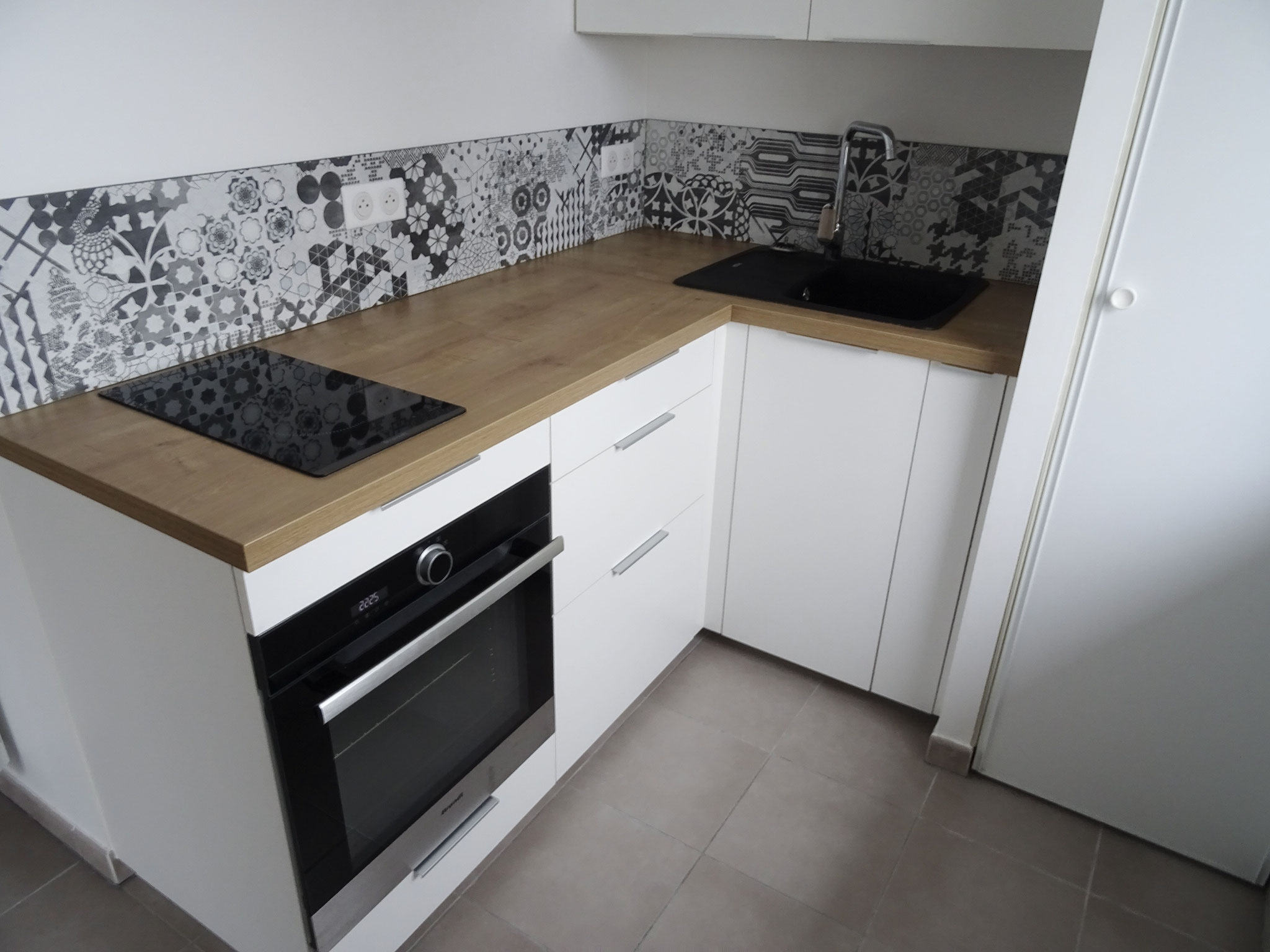 SIMON & DEBUYSERIE Cie : IDEES IMMOBILIERES