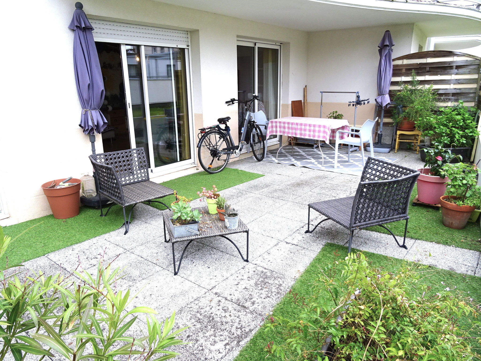 SIMON & DEBUYSERIE Cie : IDEES IMMOBILIER