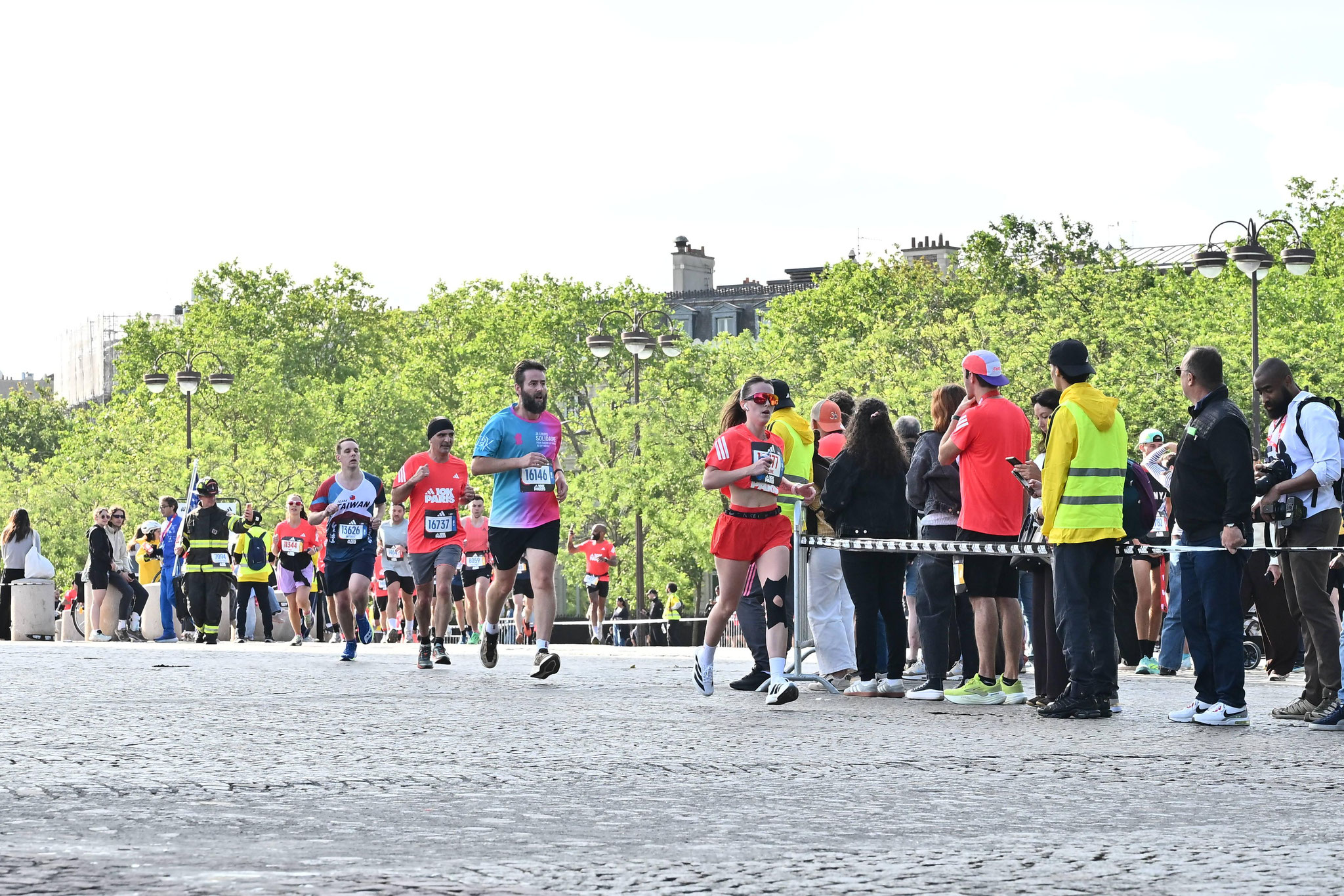 SIMON & DEBUYSERIE Cie BY ADIDAS 10 K IGR VILLEJUIF CONTRE LE CANCER