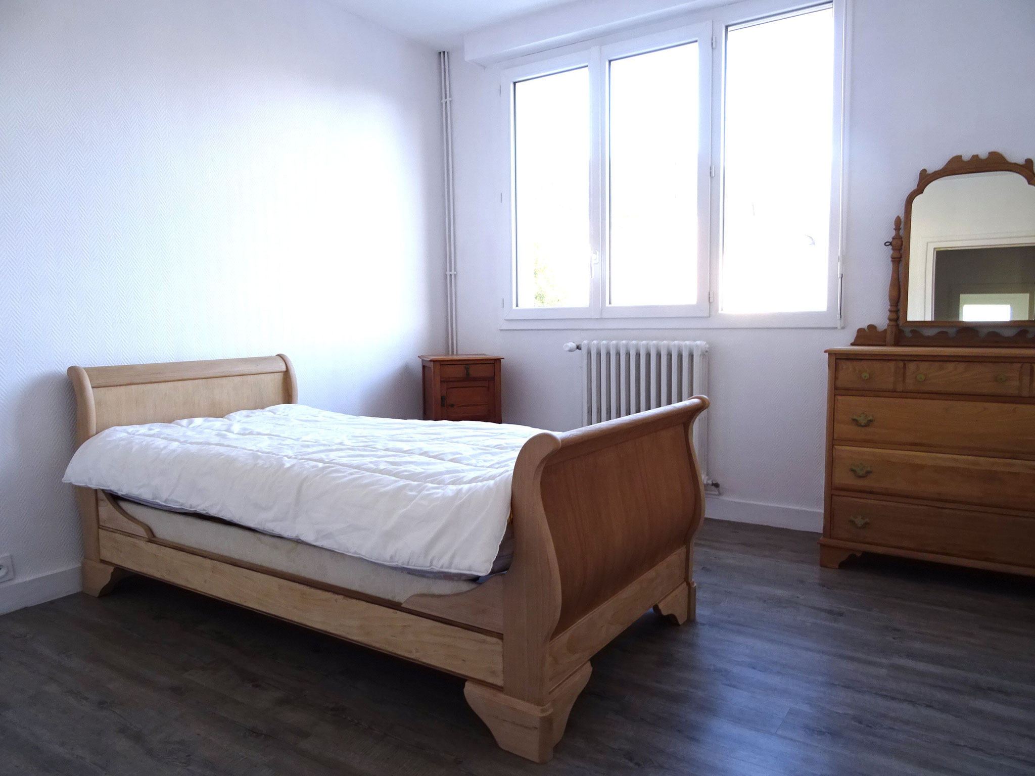 SIMON & DEBUYSERIE Cie : IDEES IMMOBILIERES
