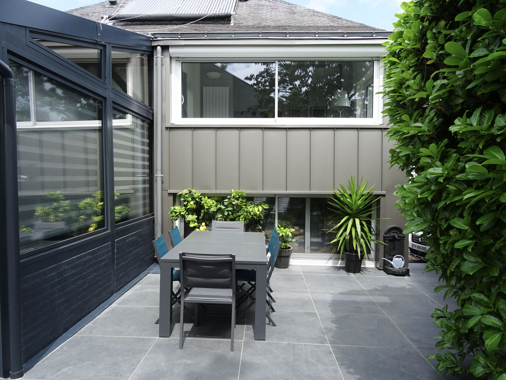 VENDUE BY SIMON & DEBUYSERIE Cie