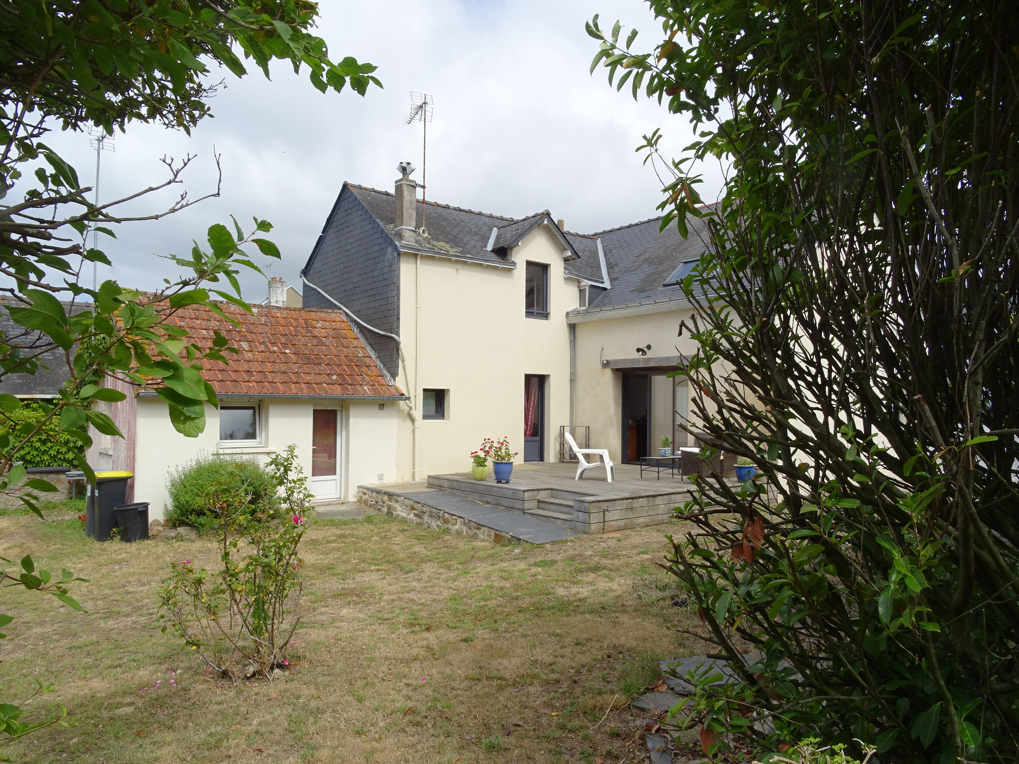 SIMON & DEBUYSERIE CIE : IDEES IMMOBILIERES
