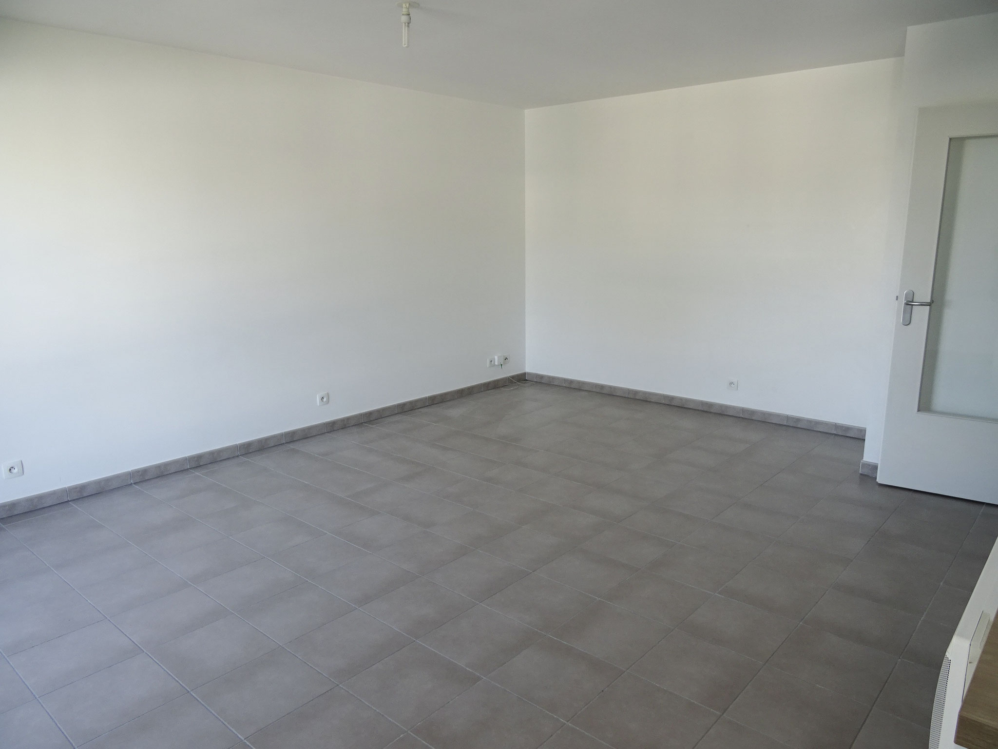SIMON & DEBUYSERIE Cie : IDEES IMMOBILIERES