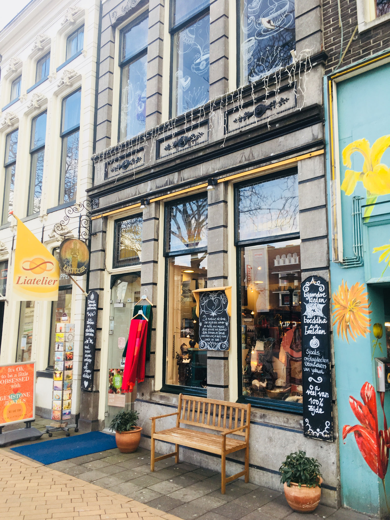 Winkel/ ingang Liatelier aan de Vismarkt