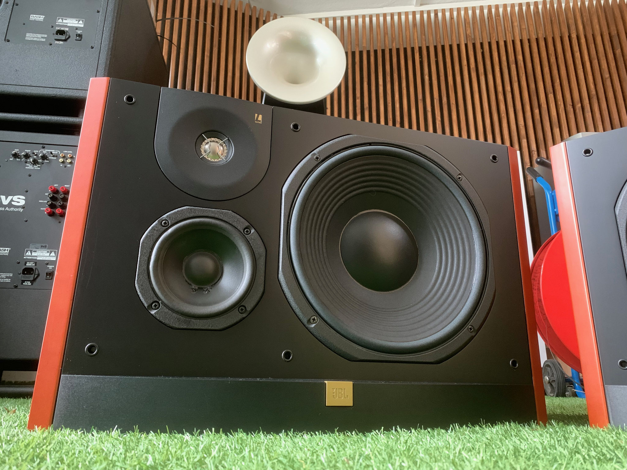 JBL L90 Studiomonitore Lautsprecher cjmaudio High End Audiomarkt für