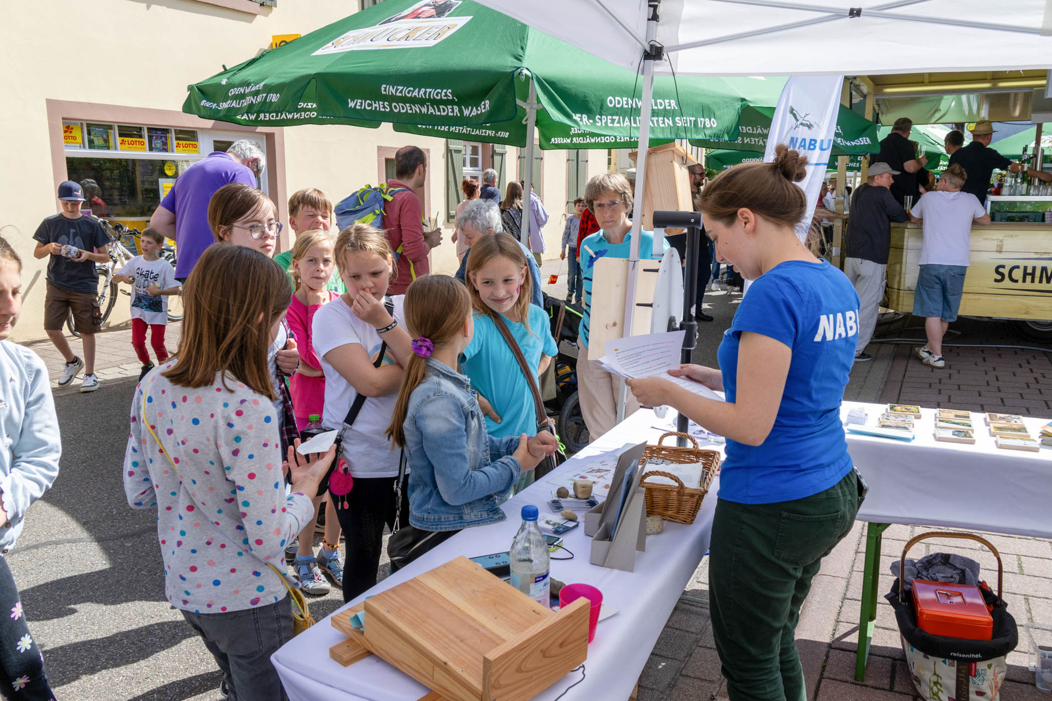 Großer Andrang beim Glücksrad (Foto: B. Budig)