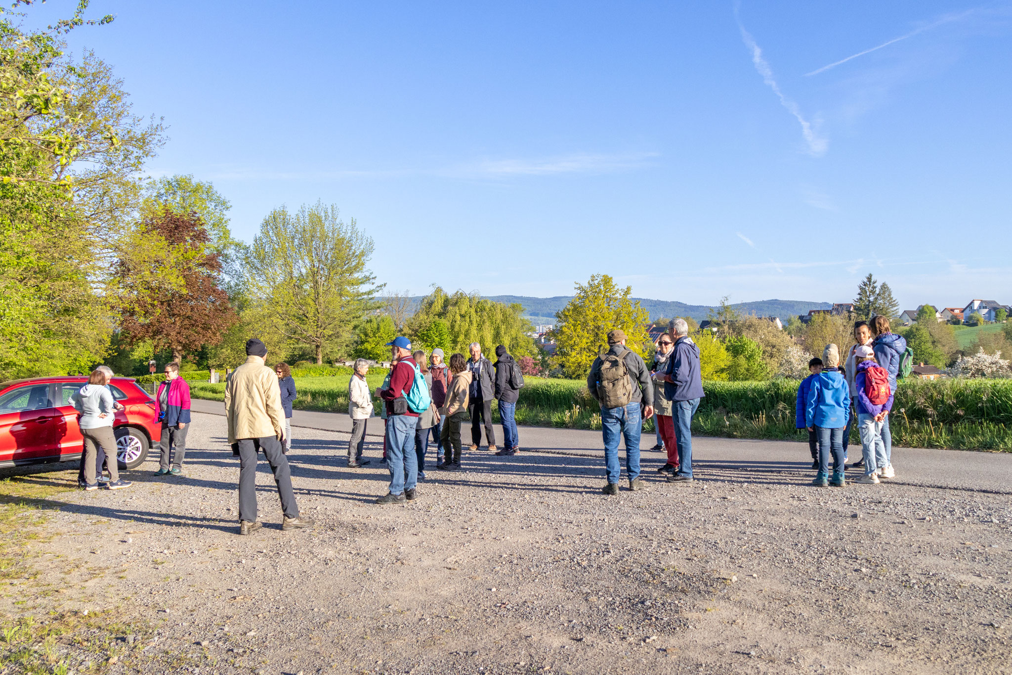 Startpunkt am oberen Friedhofsparkplatz in Mauer (Foto: H. Budig)