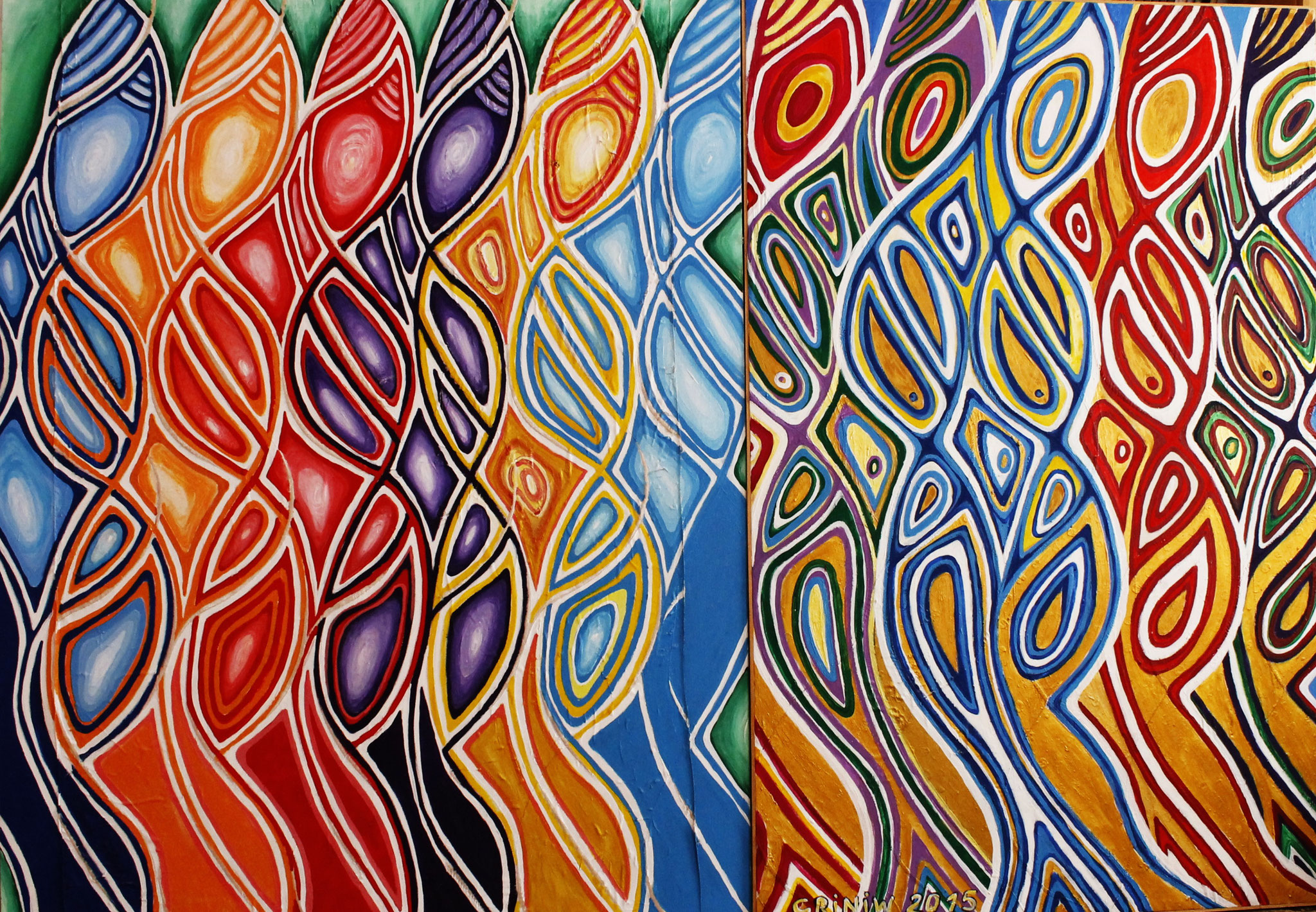 2015, 156x220